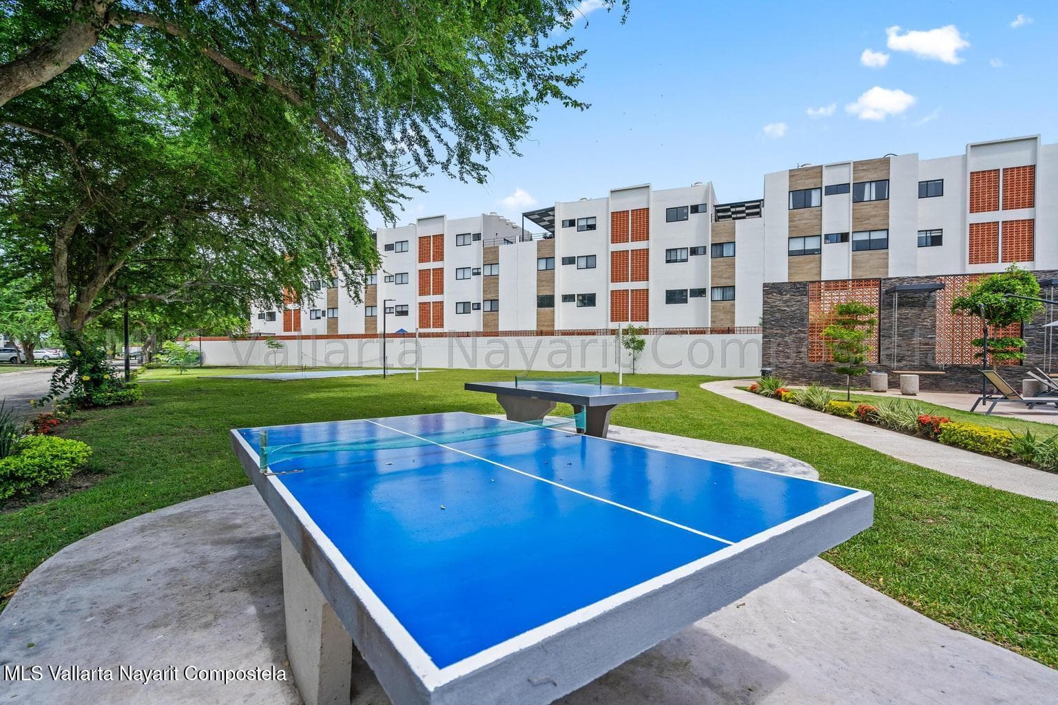 Condo 6