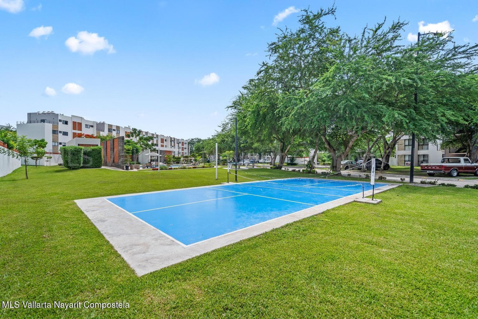 Condo 7
