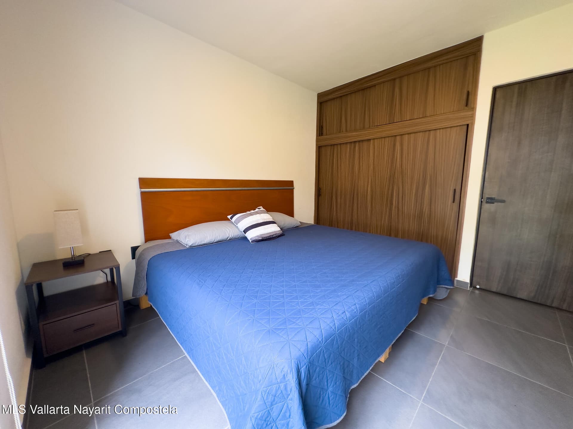 303 Paseo Foresta 14