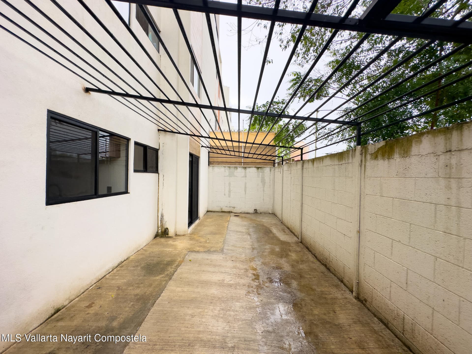 303 Paseo Foresta 26