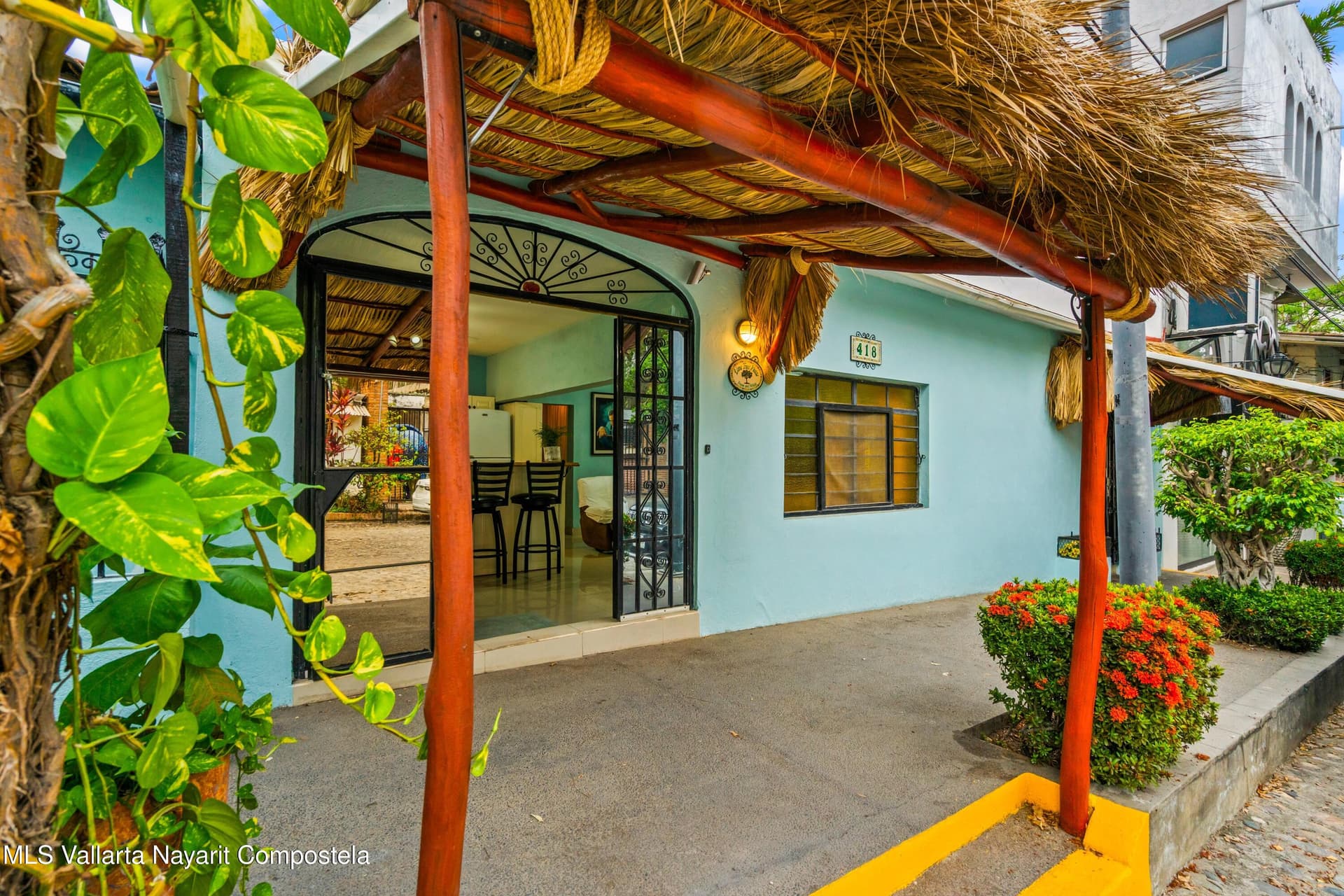 418 Constitucion Calle 2