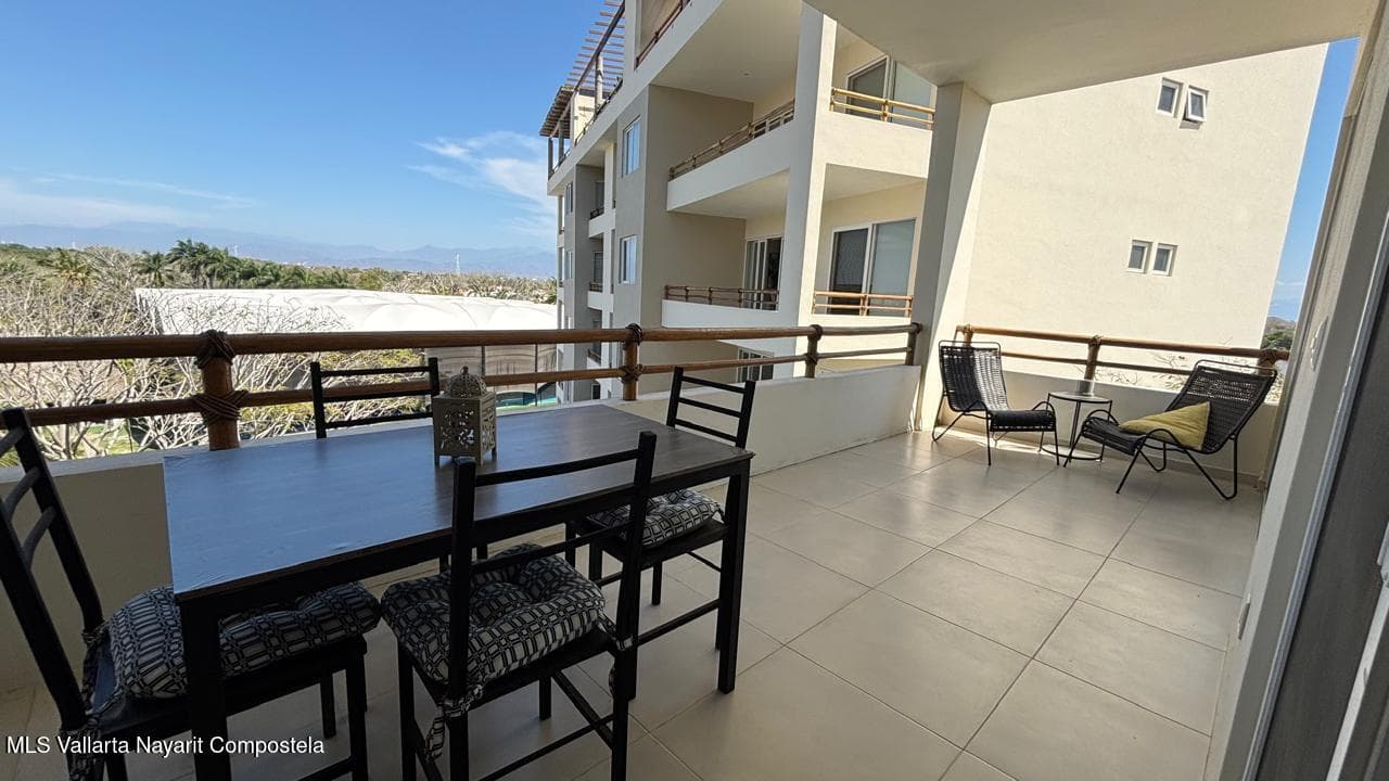 Condo 9