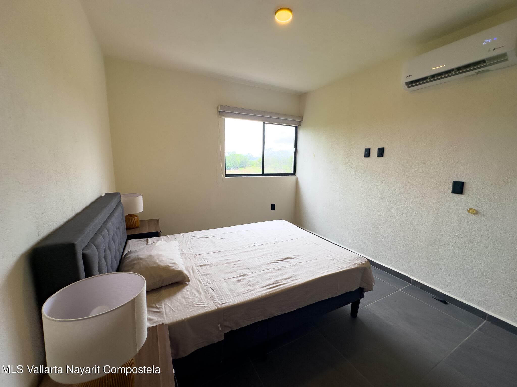 305 Paseo Foresta 13