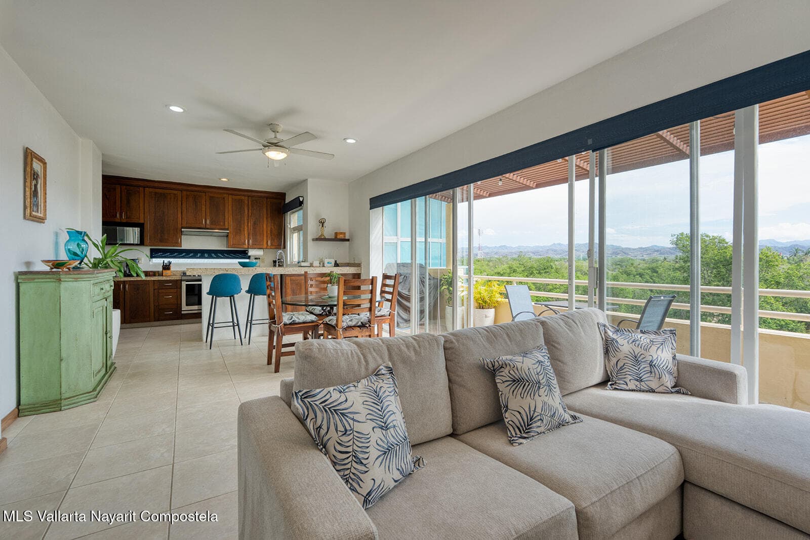 Condo in Flamingos