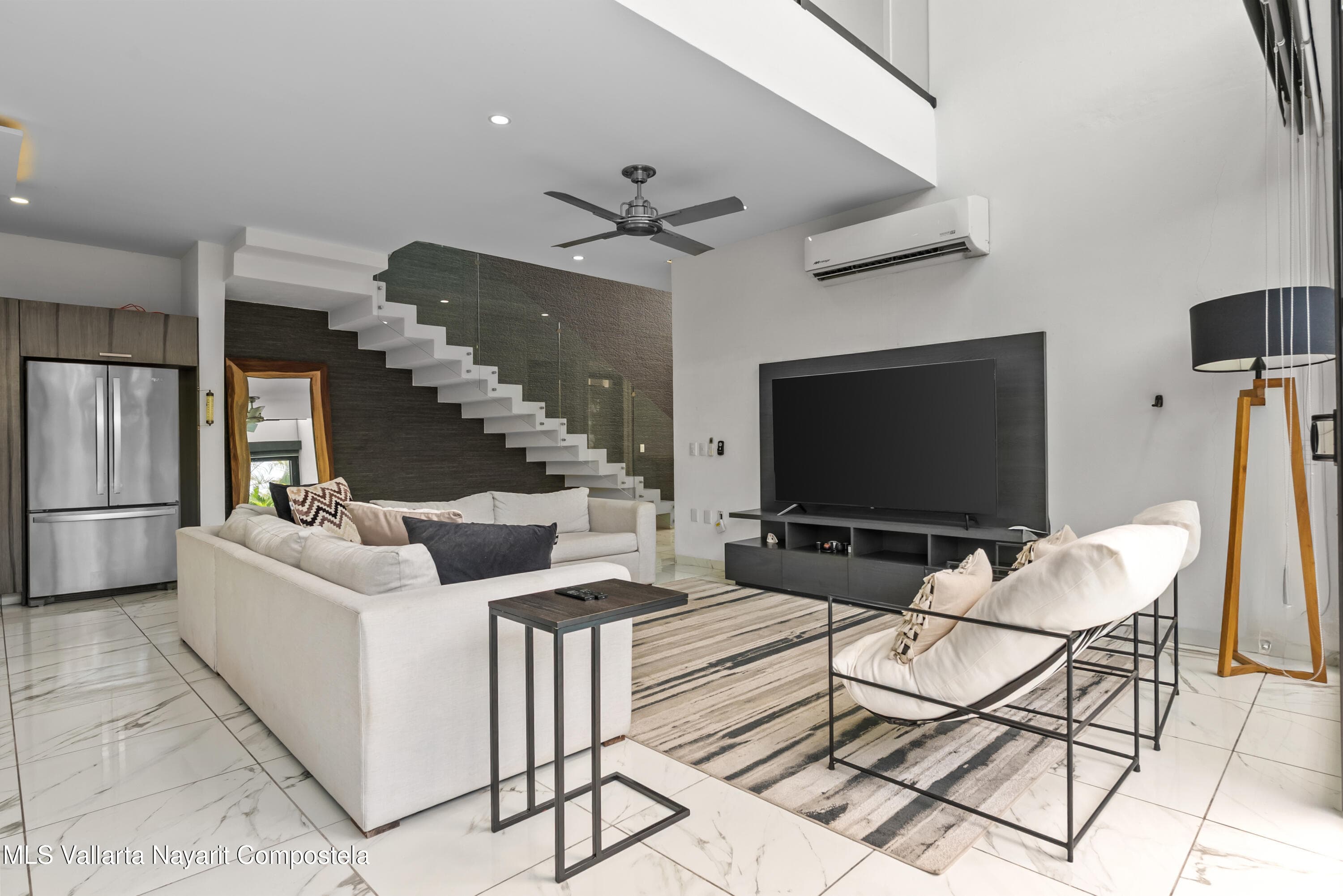 574 Av. Mexico 5