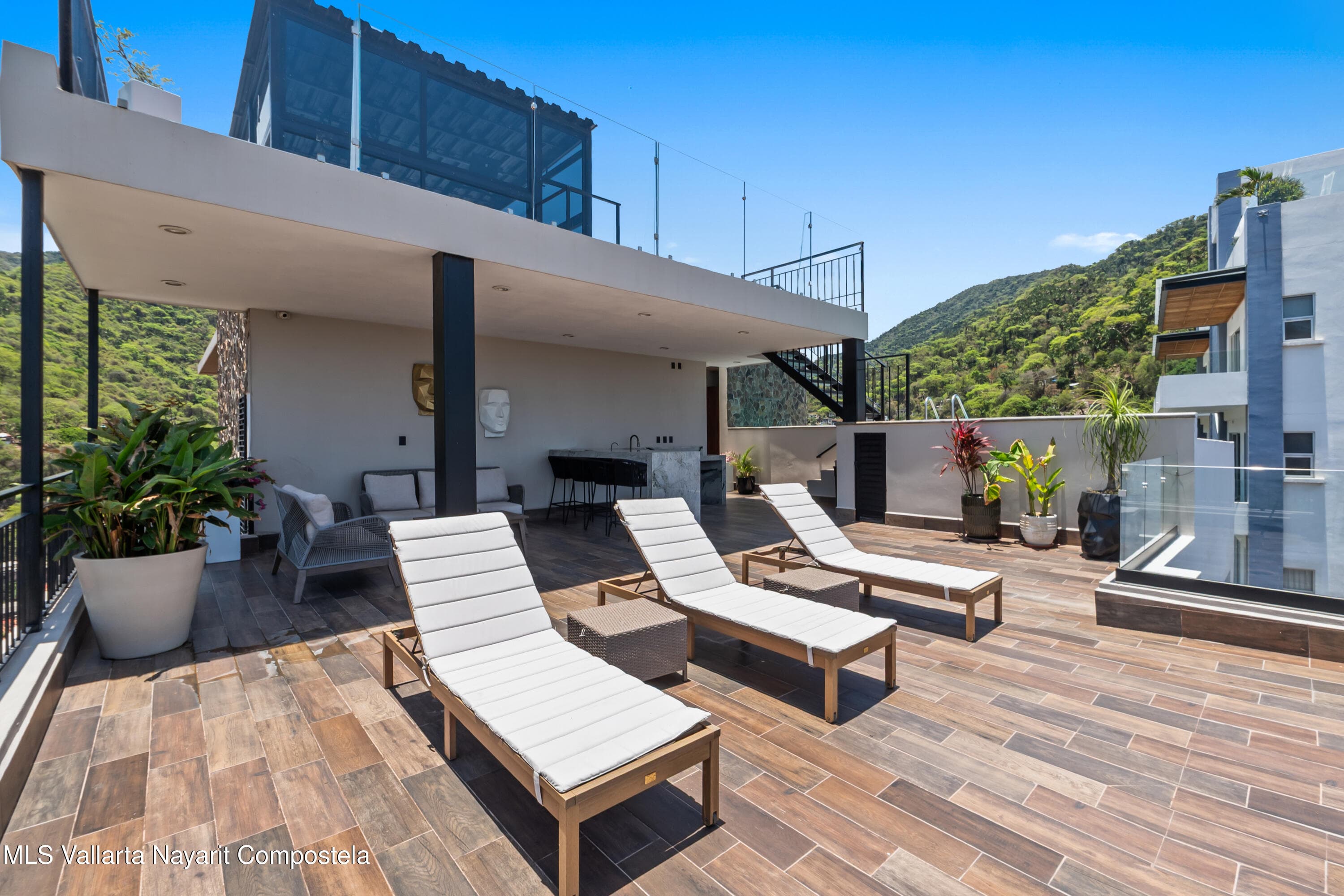 3 Vistas High Living 15