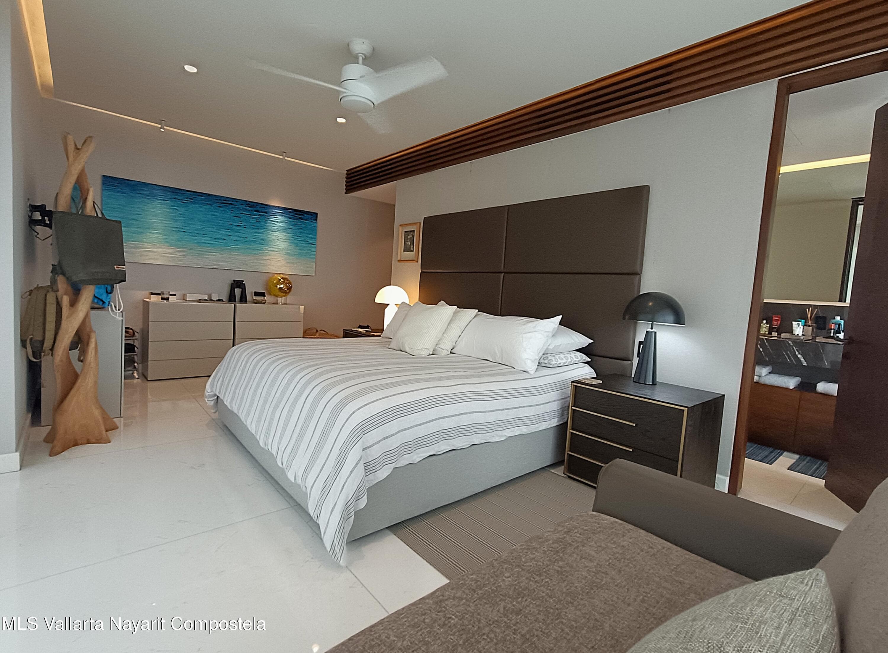 The Reef 12