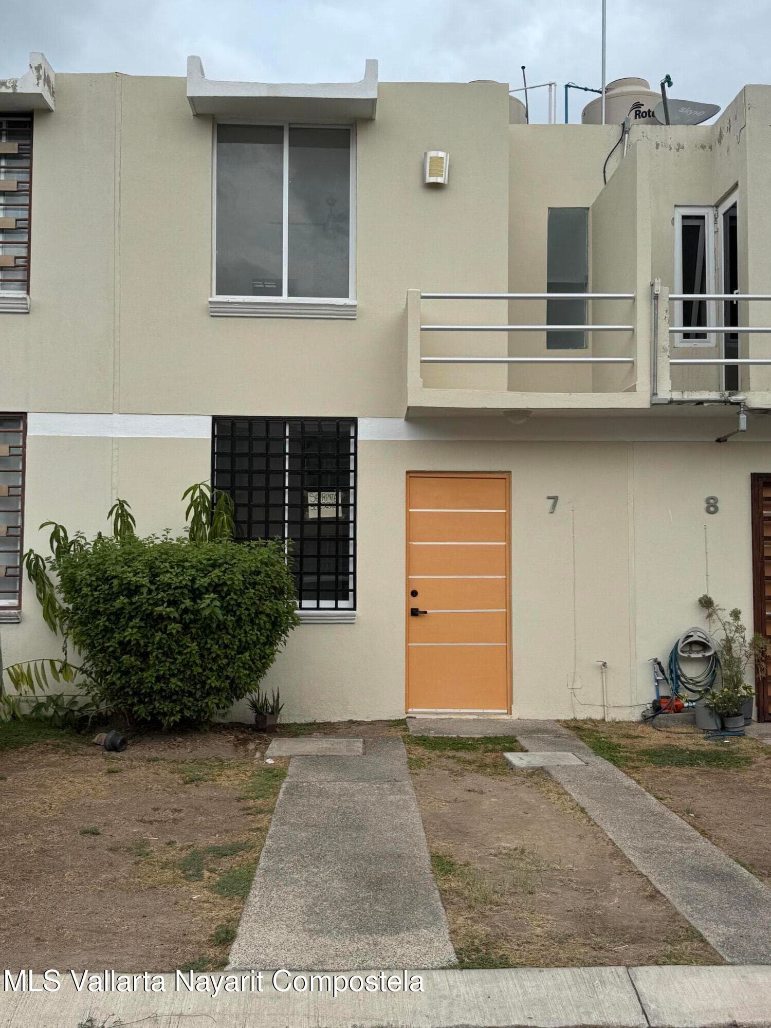 319 A- 7 Ines Meza 2