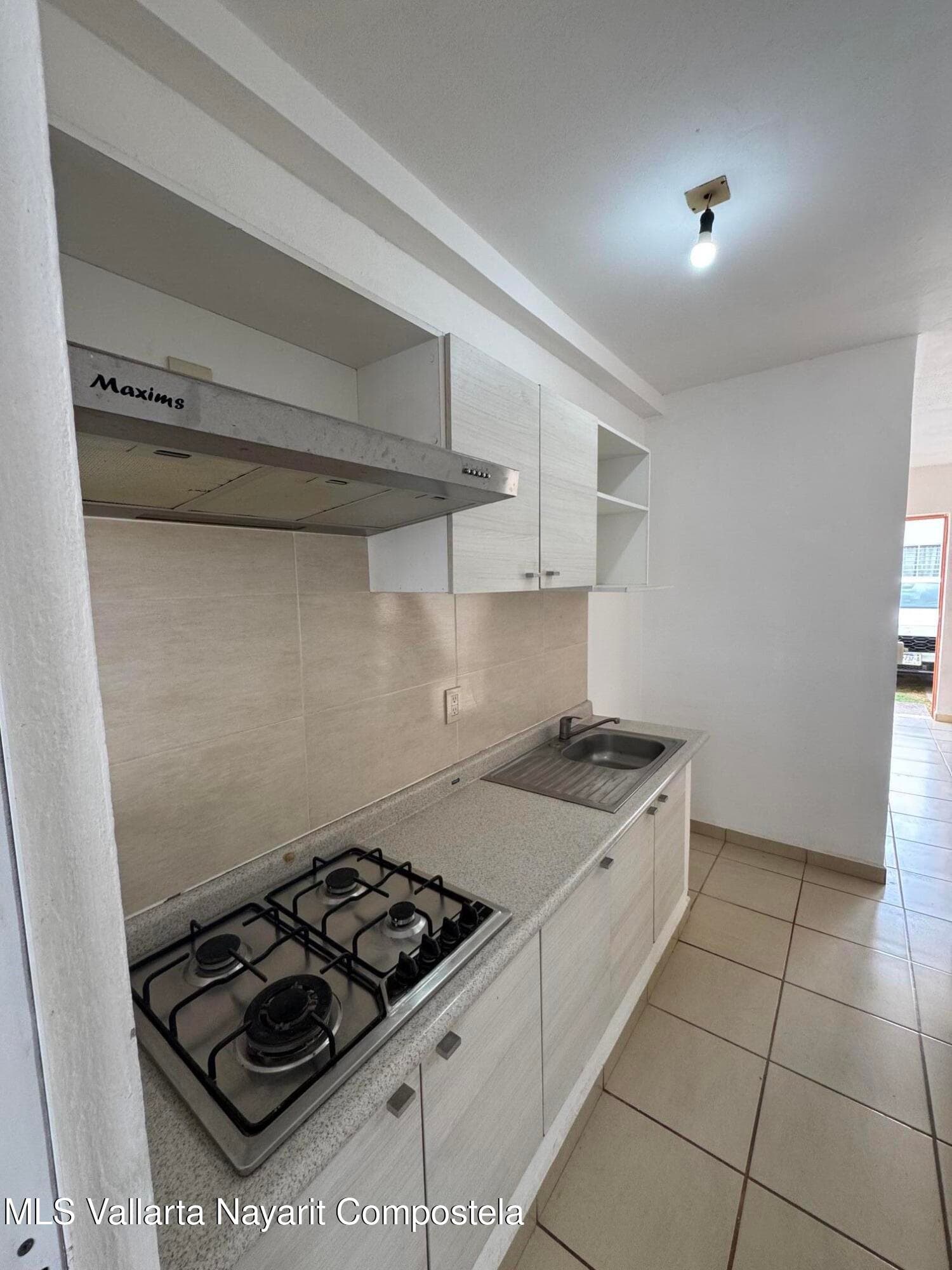 319 A- 7 Ines Meza 6