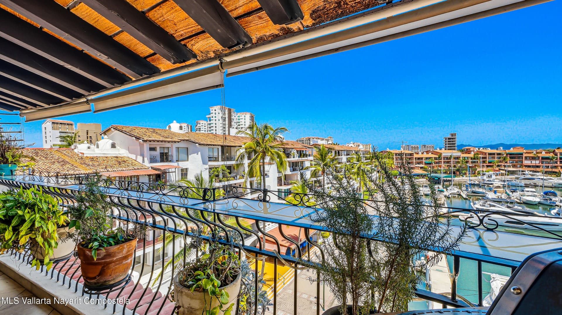 Marina Las Palmas I 10