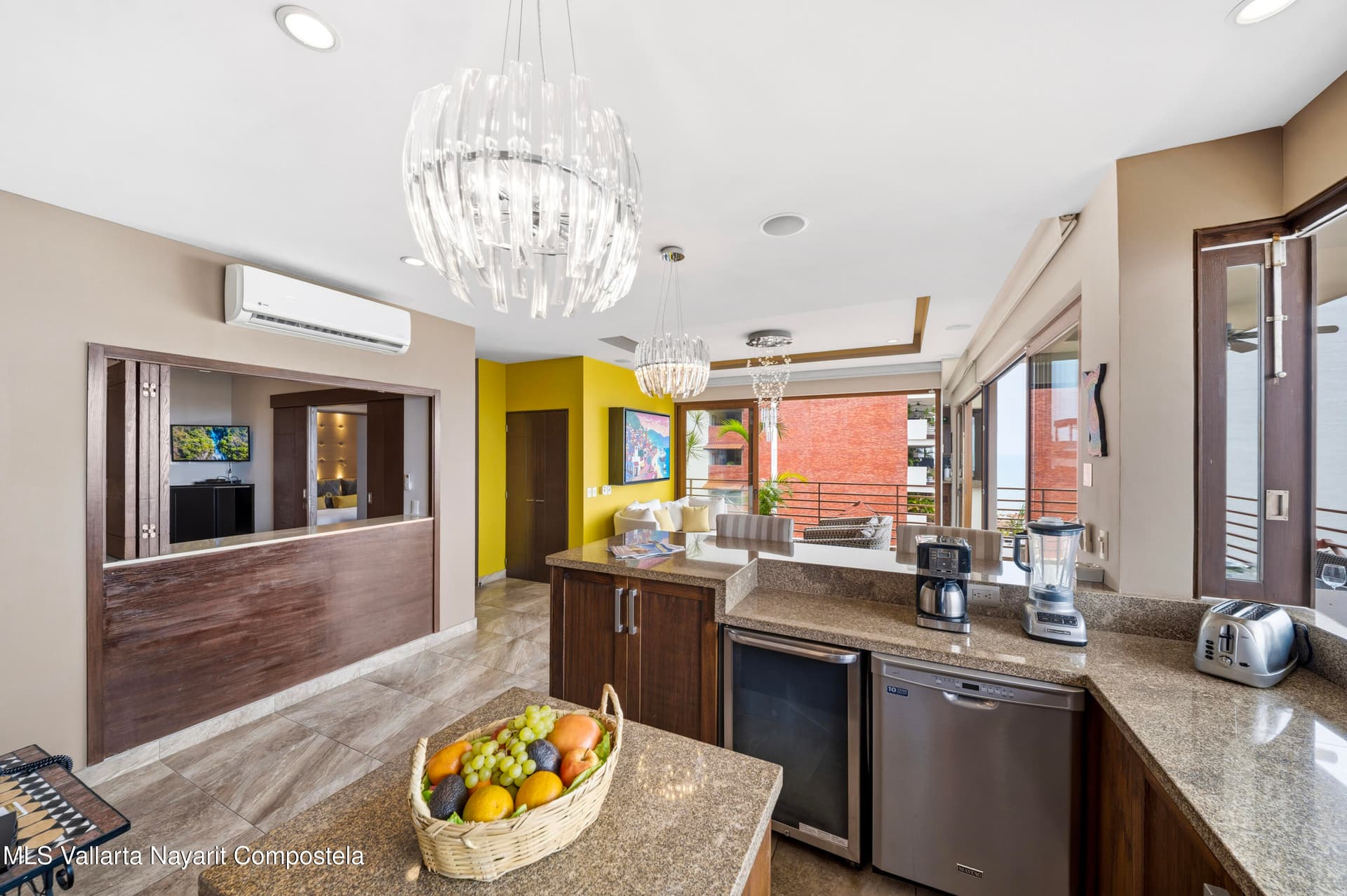 Residences by Pinnacle 8