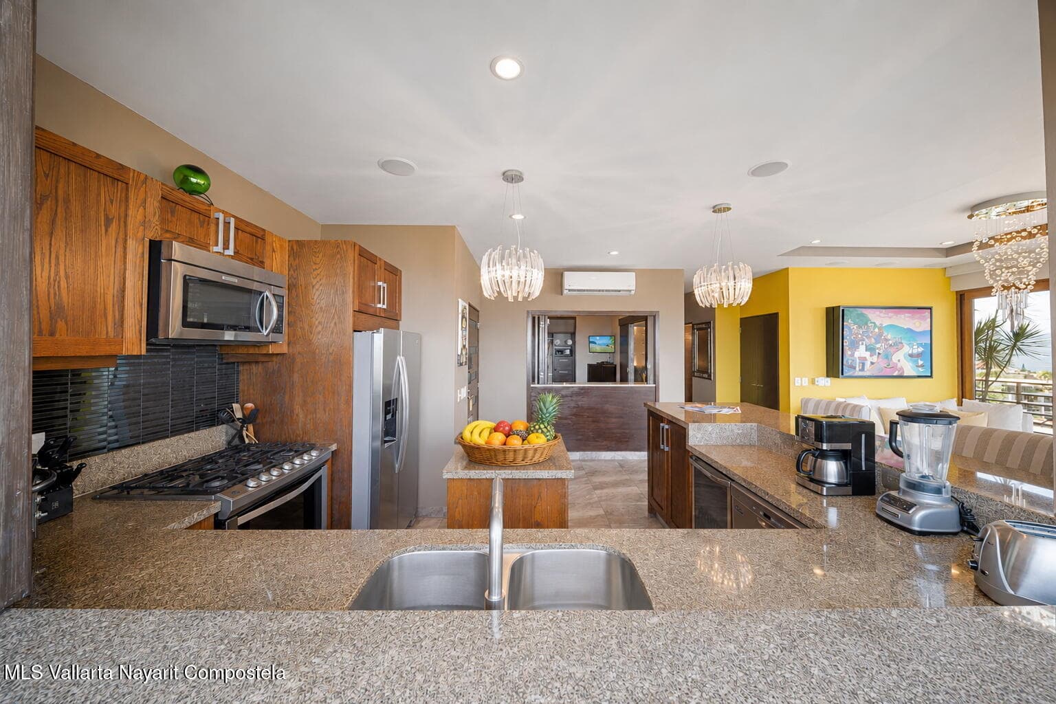Residences by Pinnacle 12