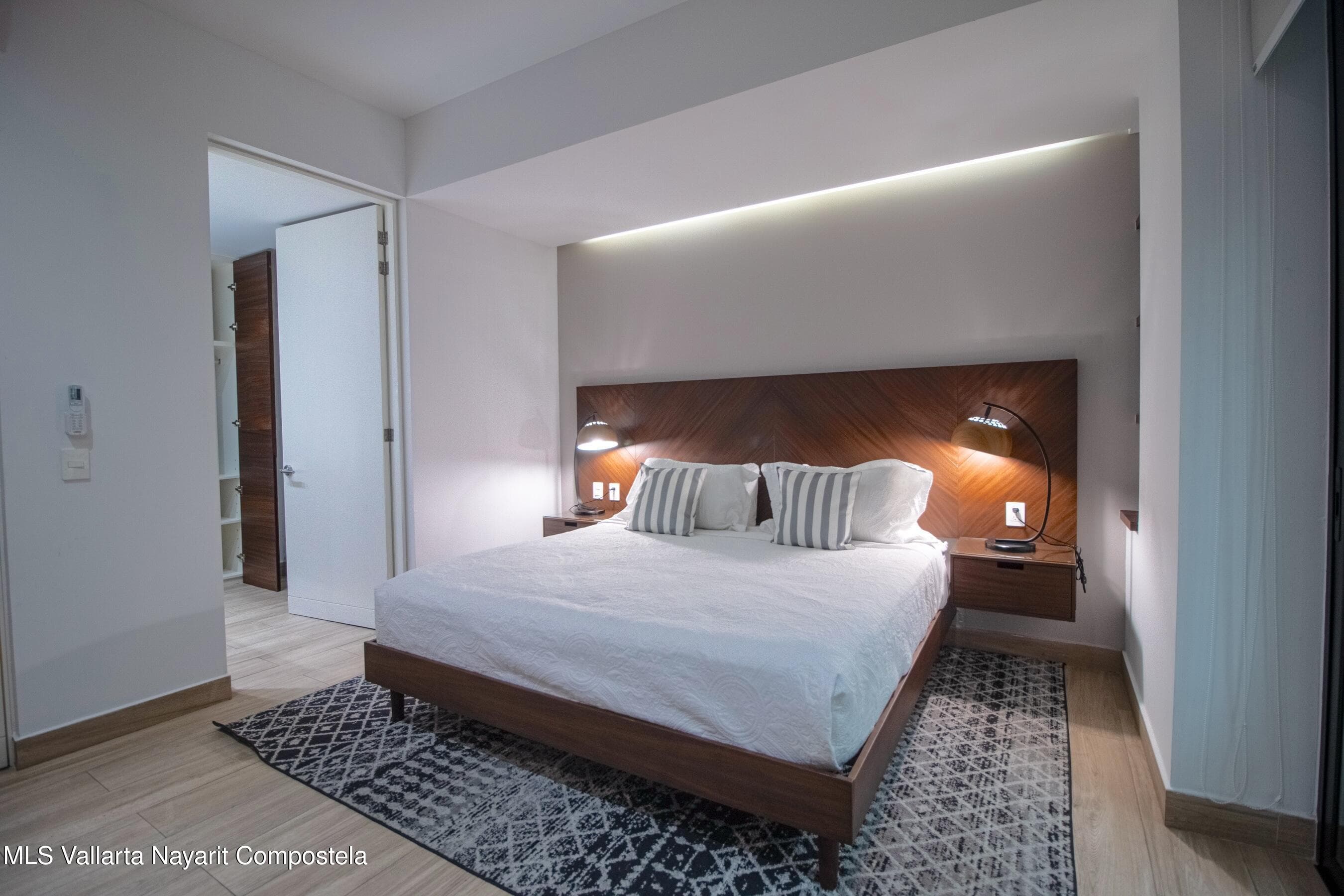 Lofts Los Delfines 8