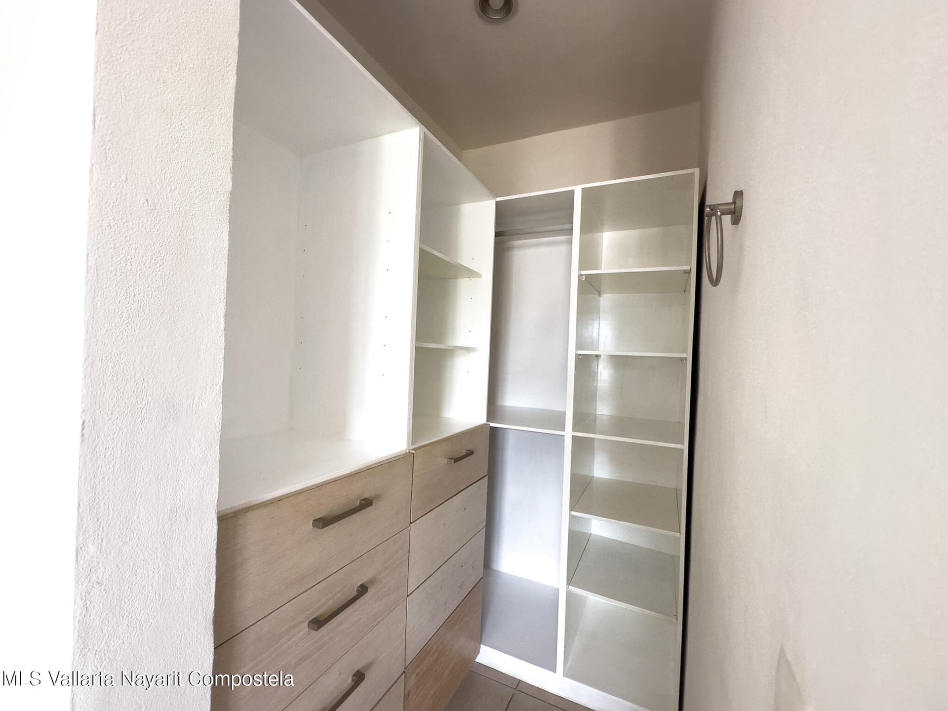 447 Avenida Mezquite 28
