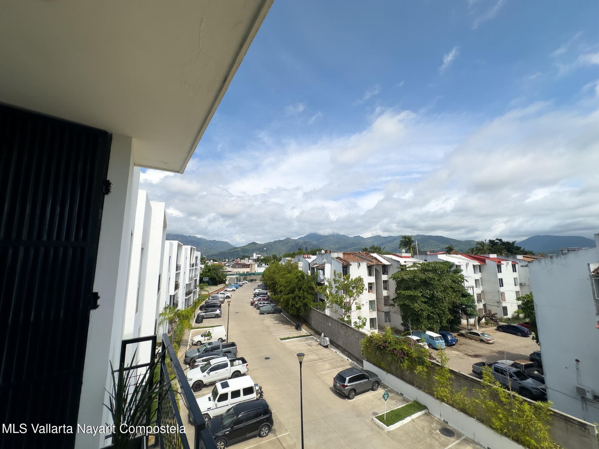 447 Avenida Mezquite 33
