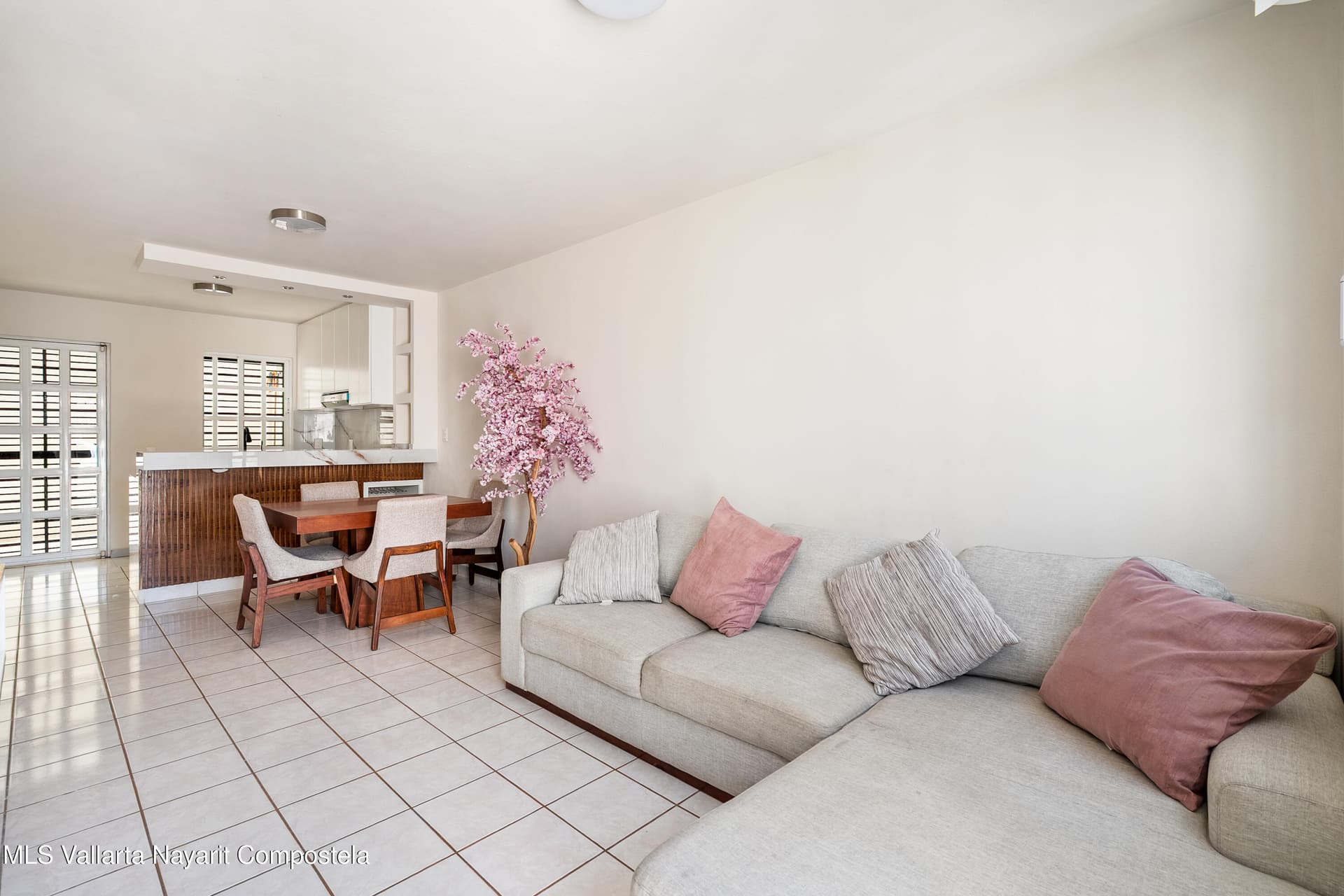 190B Nicolas Bravo, Casa 3 2