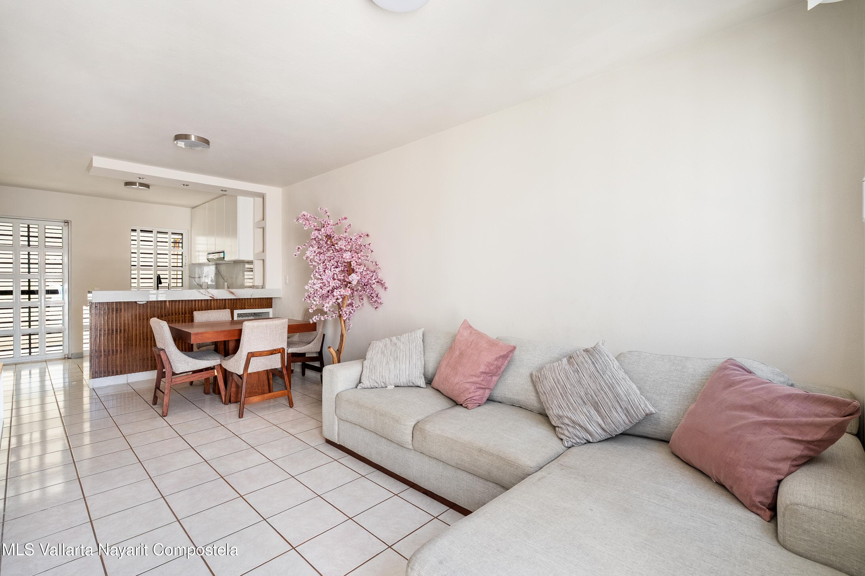 190B Nicolas Bravo, Casa 3 2