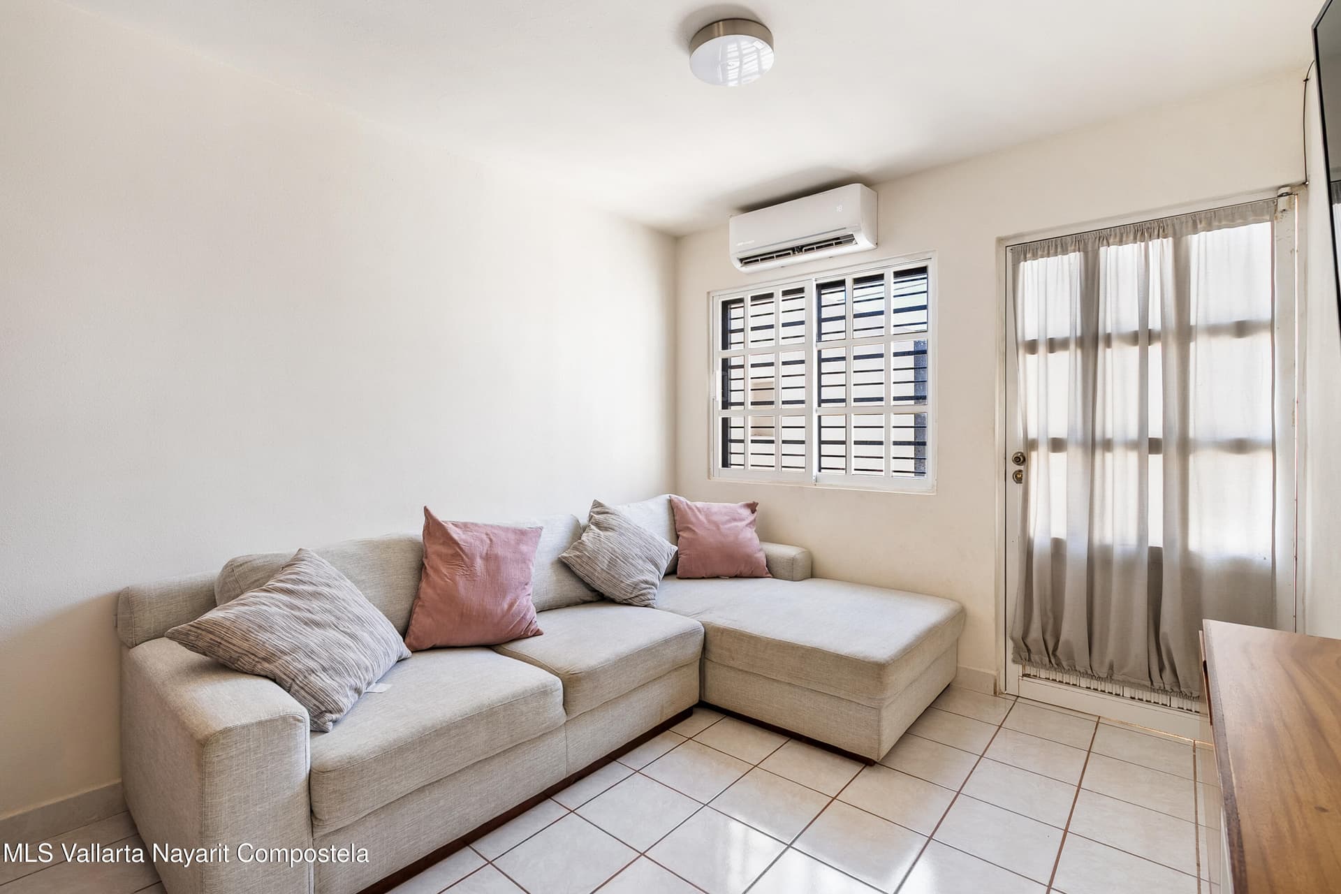190B Nicolas Bravo, Casa 3 3