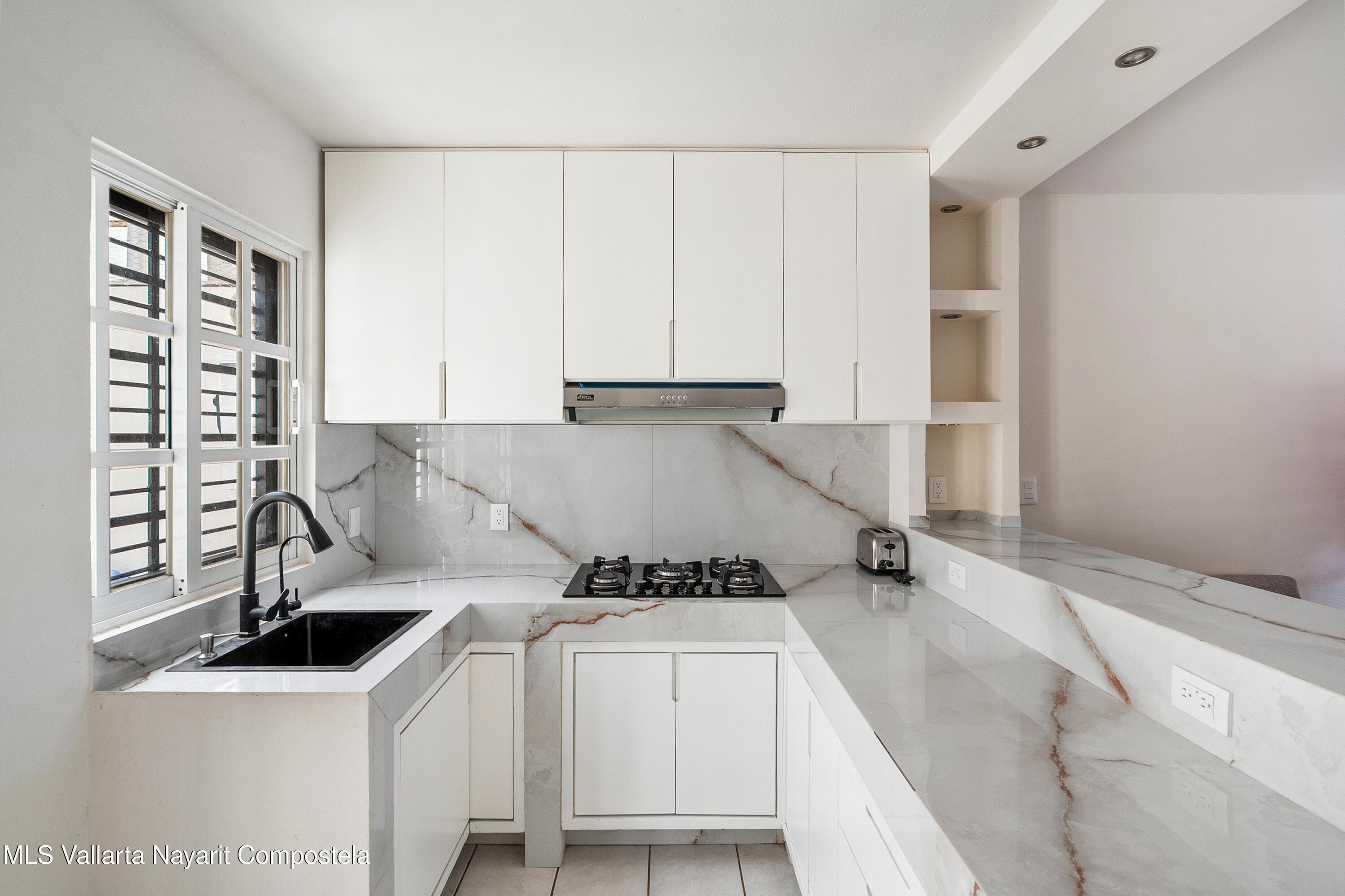 190B Nicolas Bravo, Casa 3 10