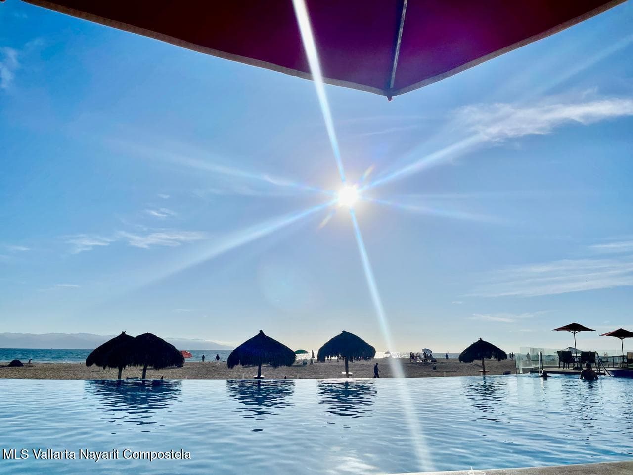 Grand Venetian 28