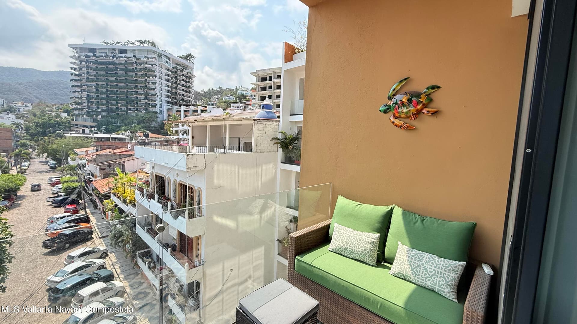 105 Sail View 3