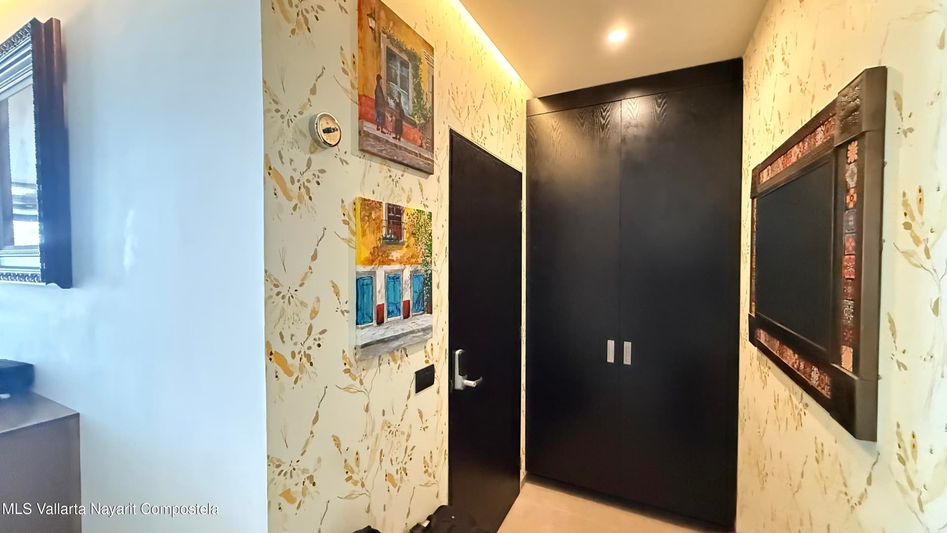 105 Sail View 14