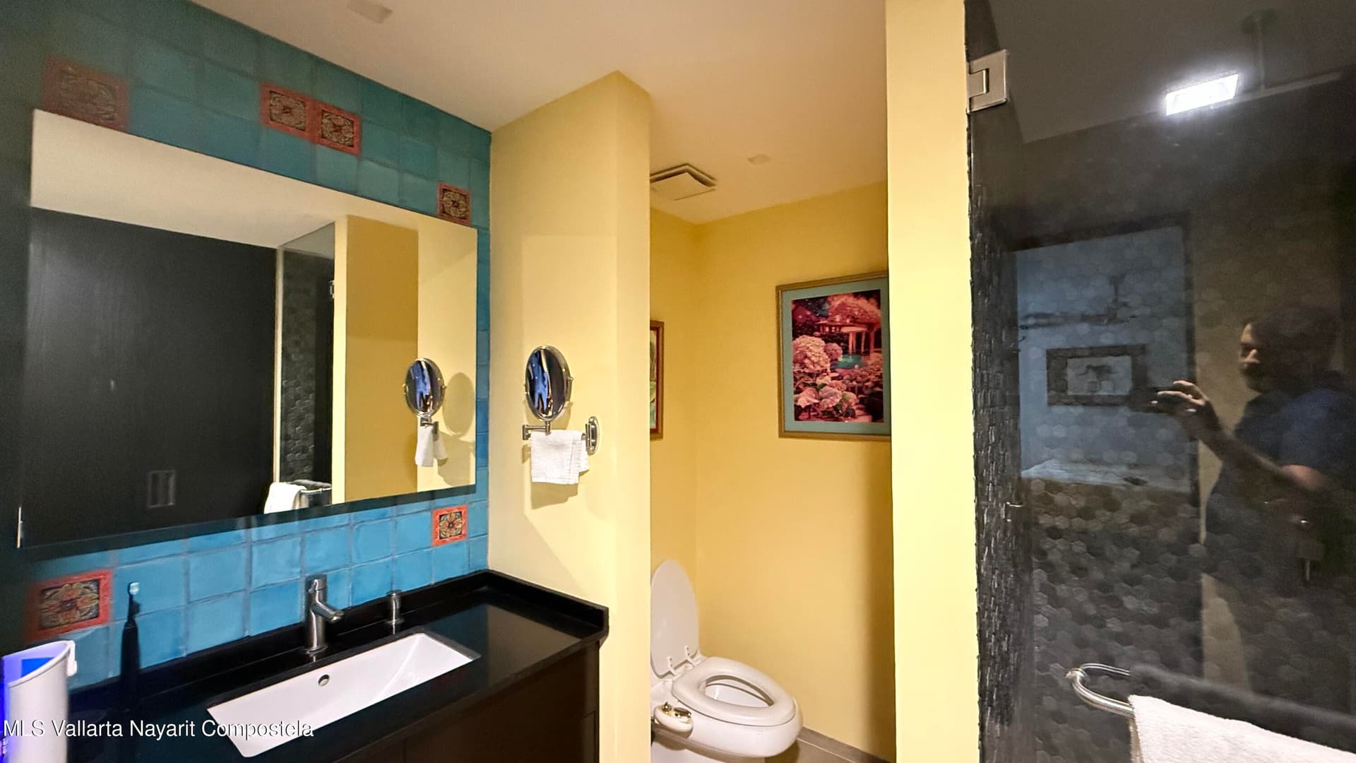 105 Sail View 23
