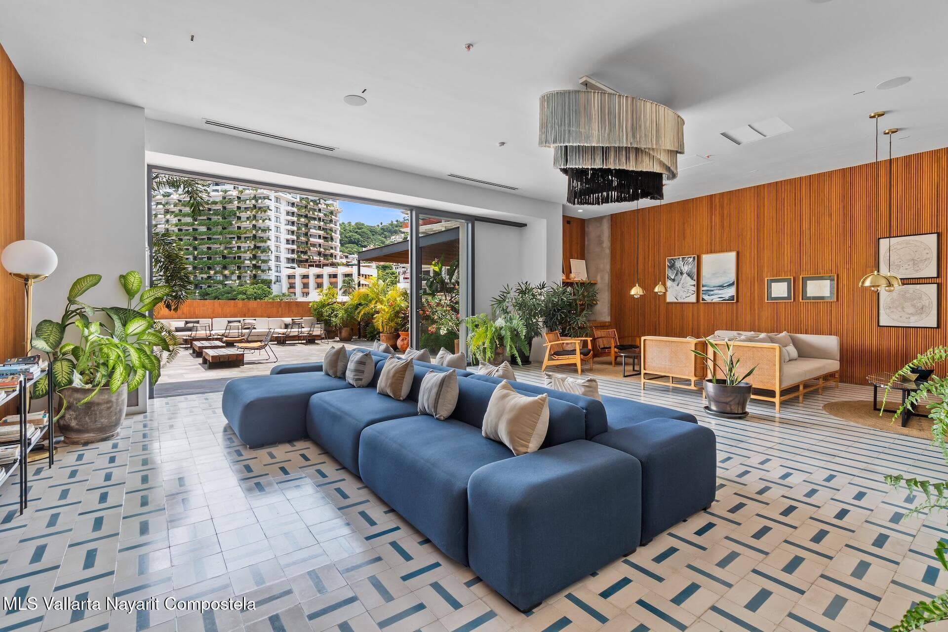 105 Sail View 36