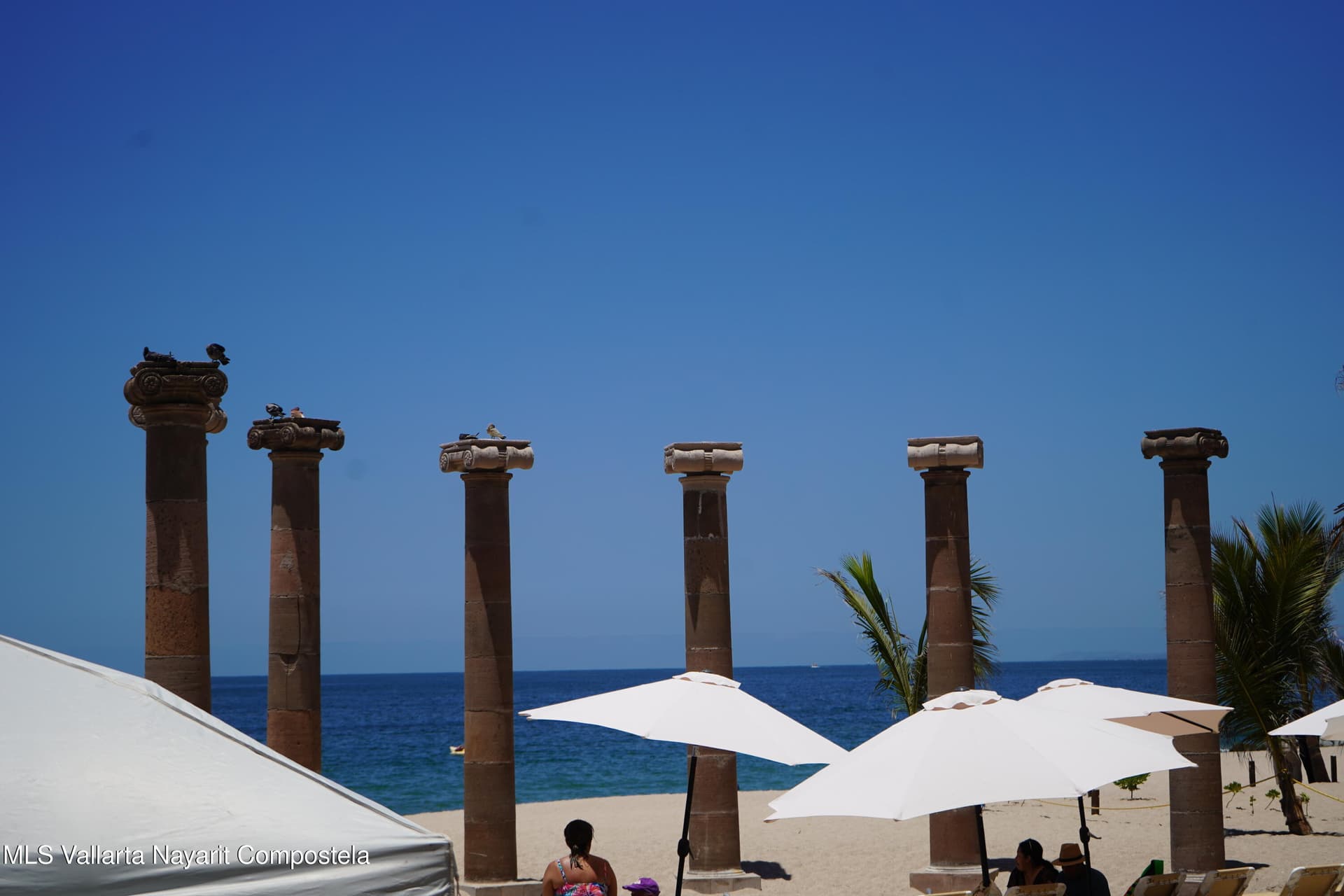 Krystal Vallarta 27