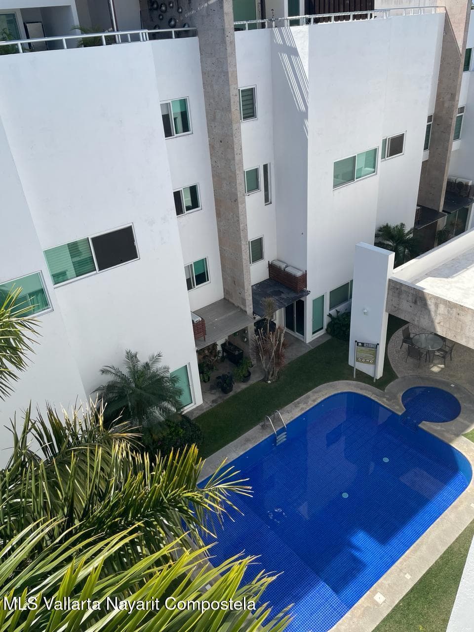 Condo in Flamingos