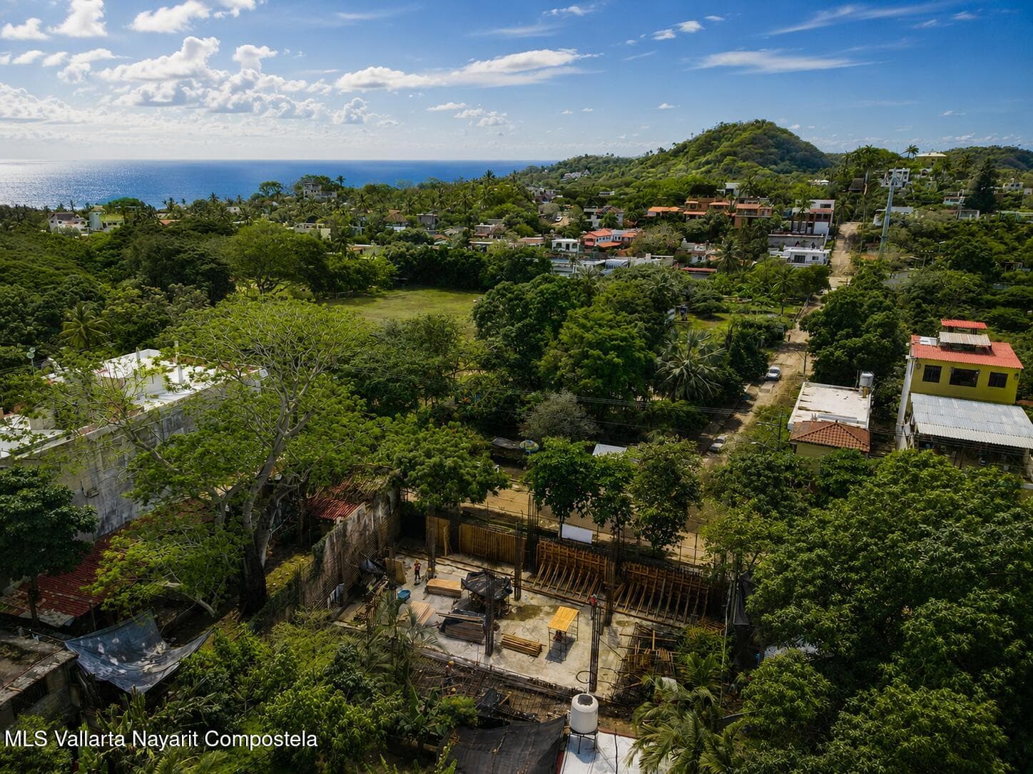 304 Avenida Tercer Mundo 22