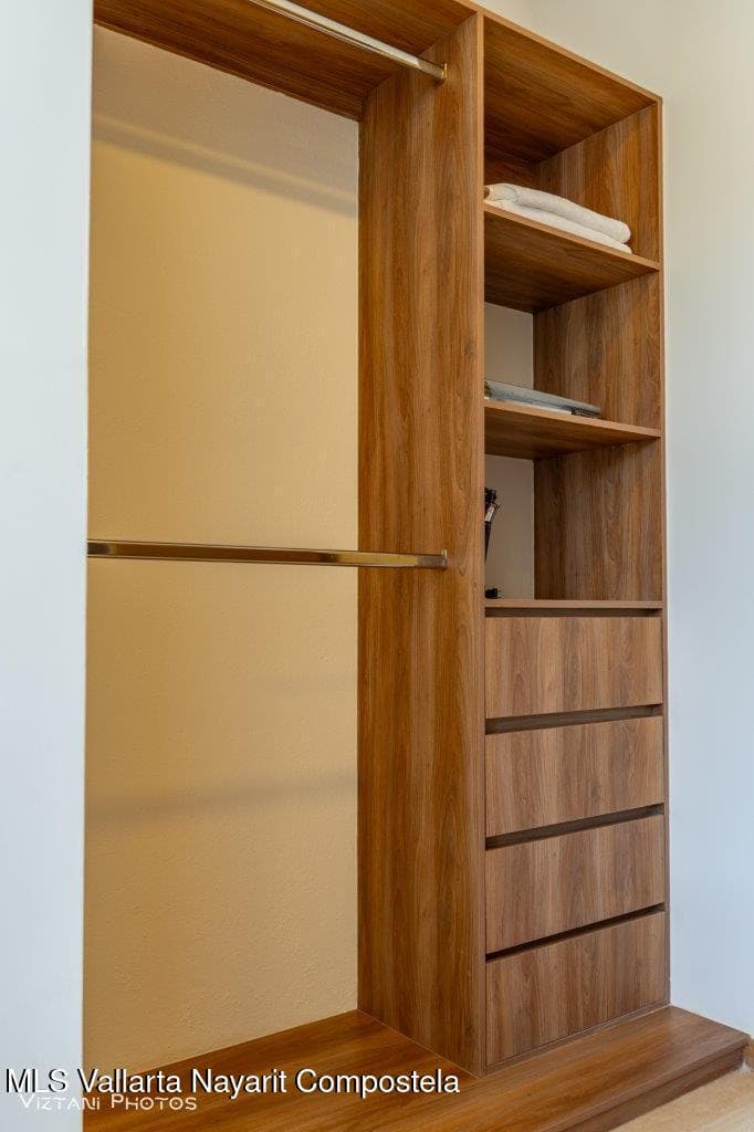 Koralion Living 12