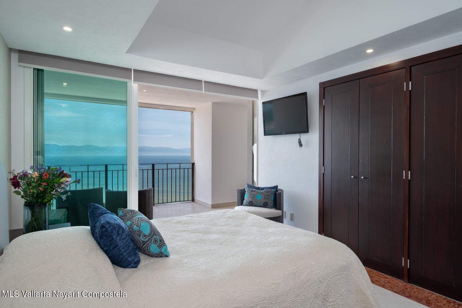 Grand Venetian 23