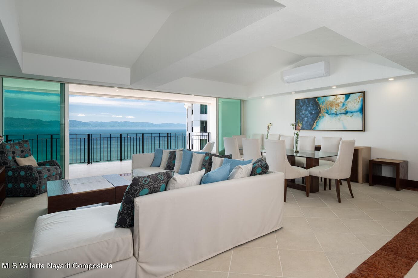 Grand Venetian 39