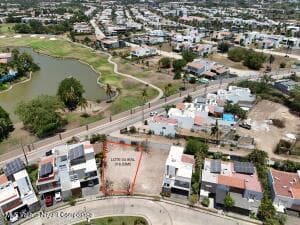 574 Avenida Mexico 4 2