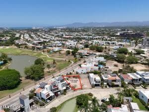574 Avenida Mexico 4 3