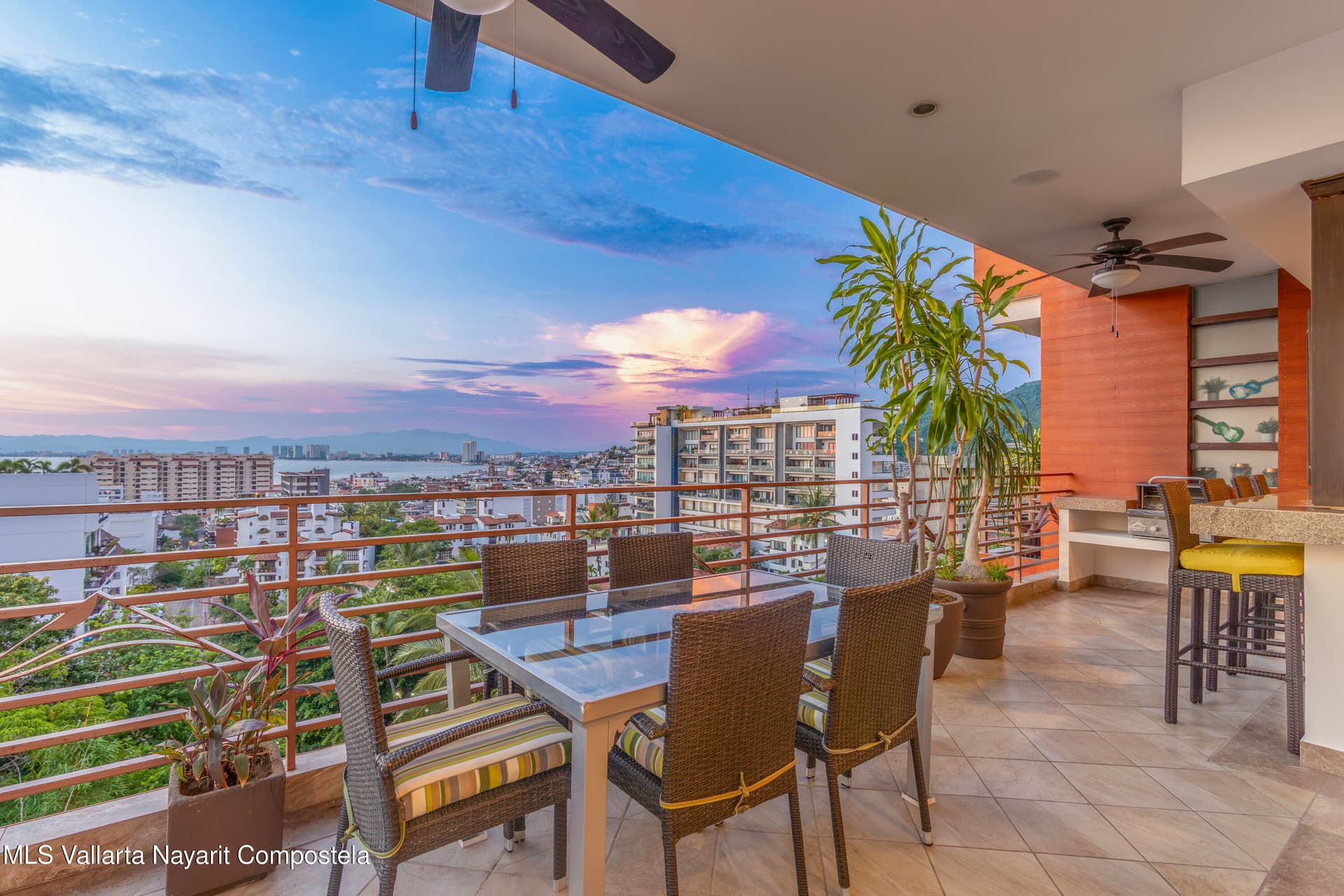 Residences by Pinnacle 32