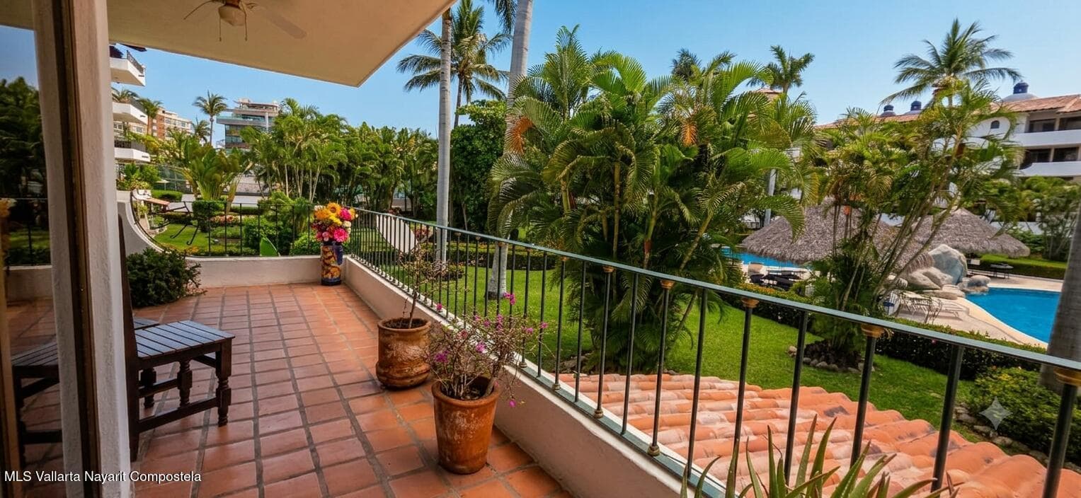 Royal Pacific Yacht Club 22