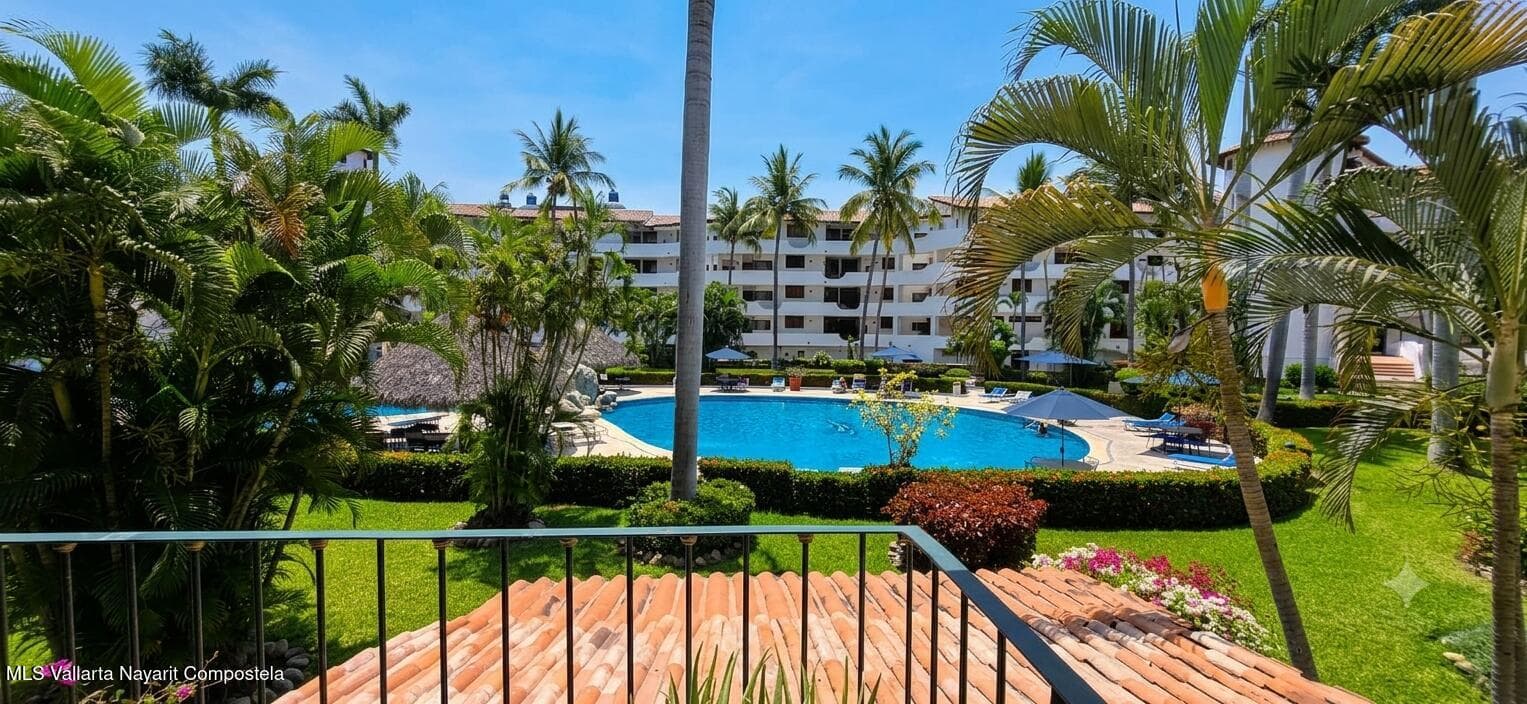 Royal Pacific Yacht Club 24