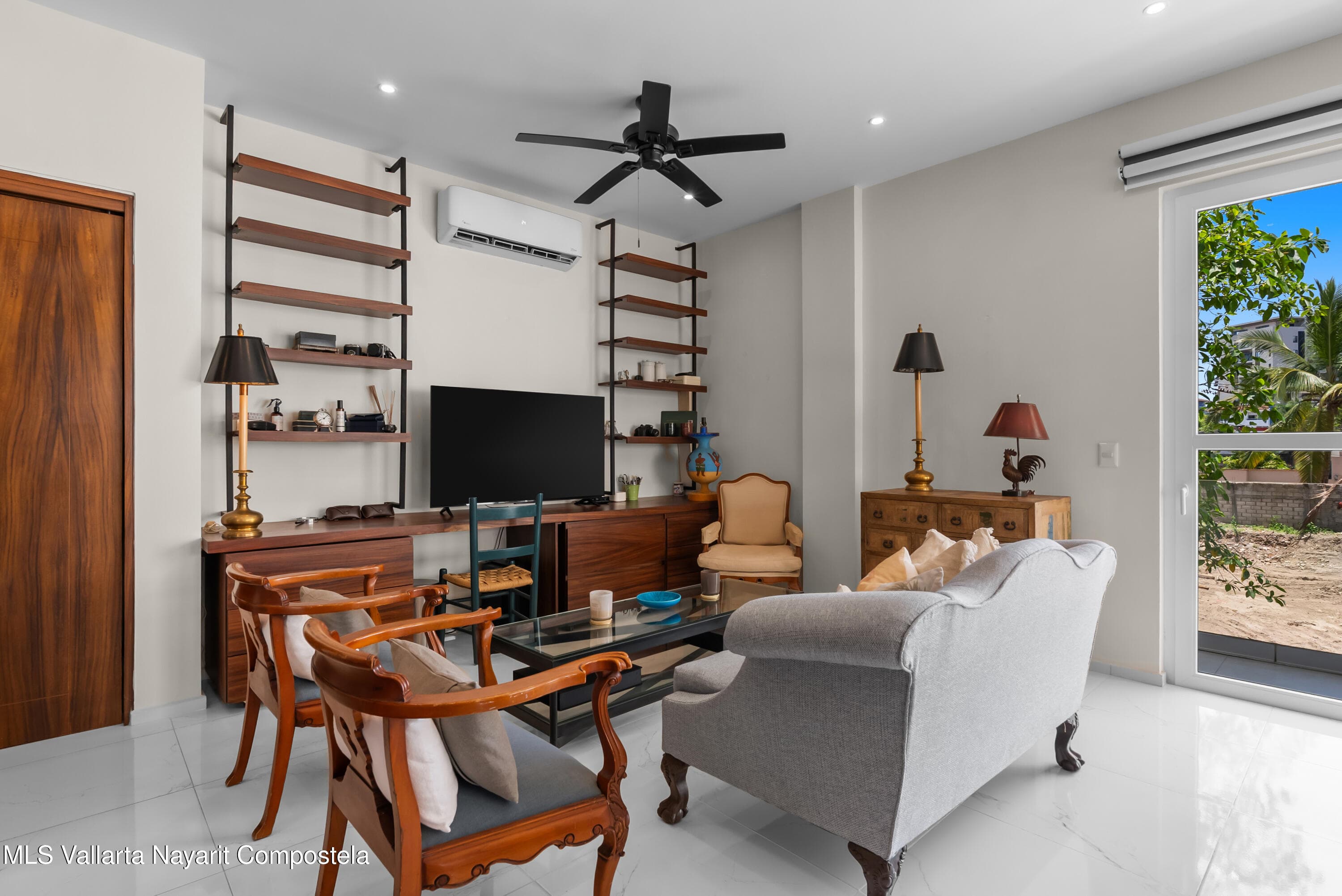 319 Palm Springs 2
