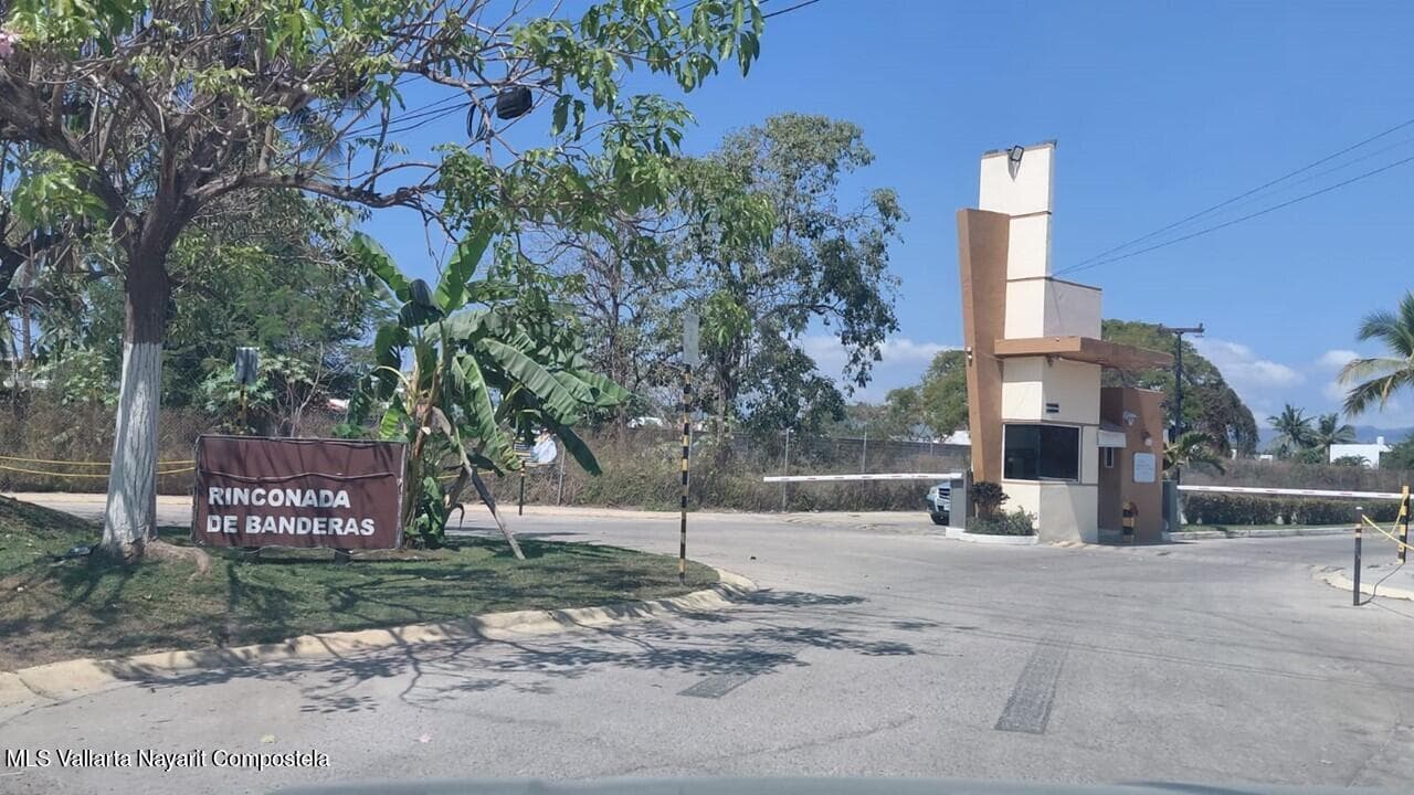Rinconada Banderas 4