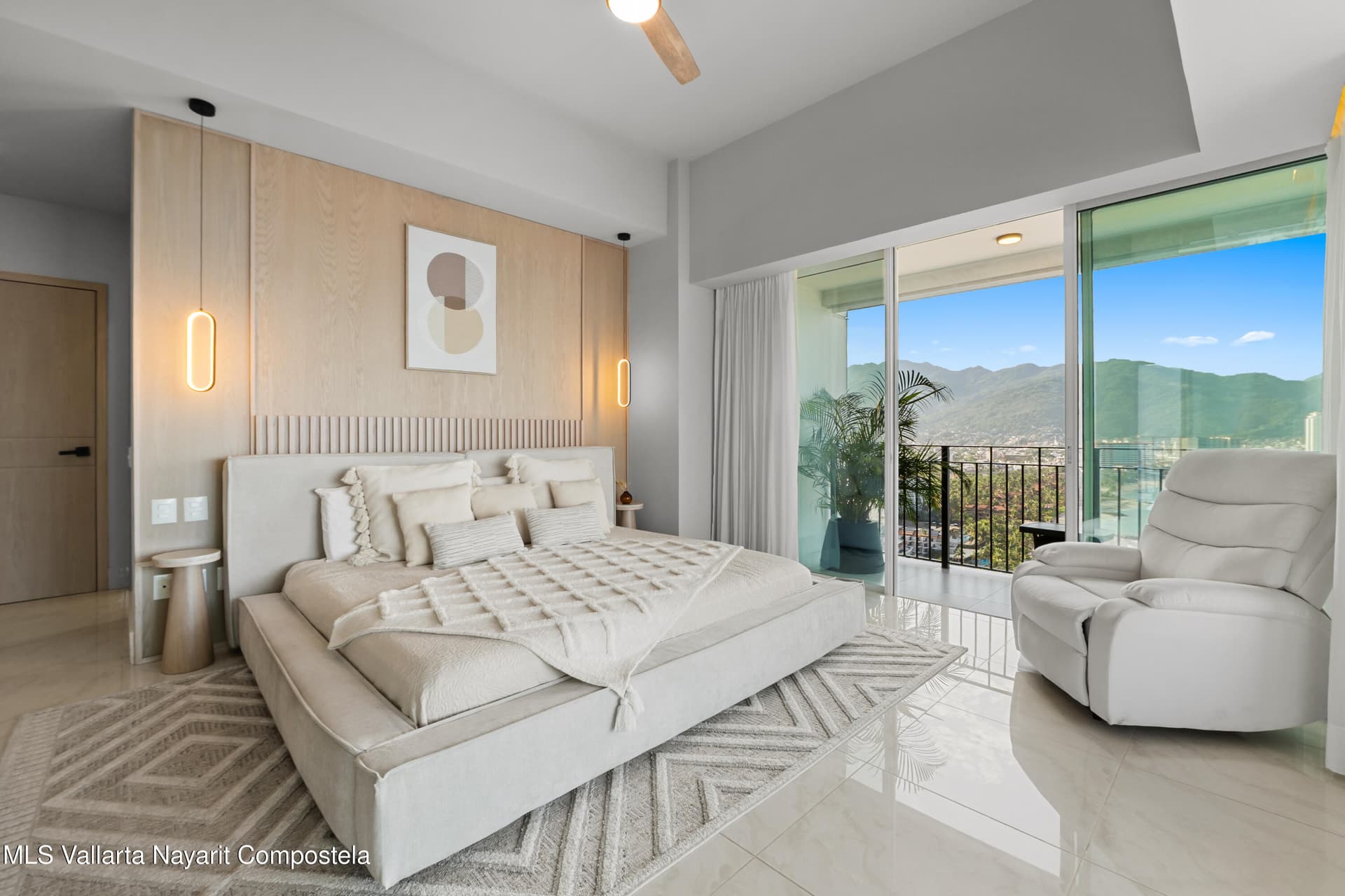 2477 Francisco Medina Ascencio Corner Residence 31