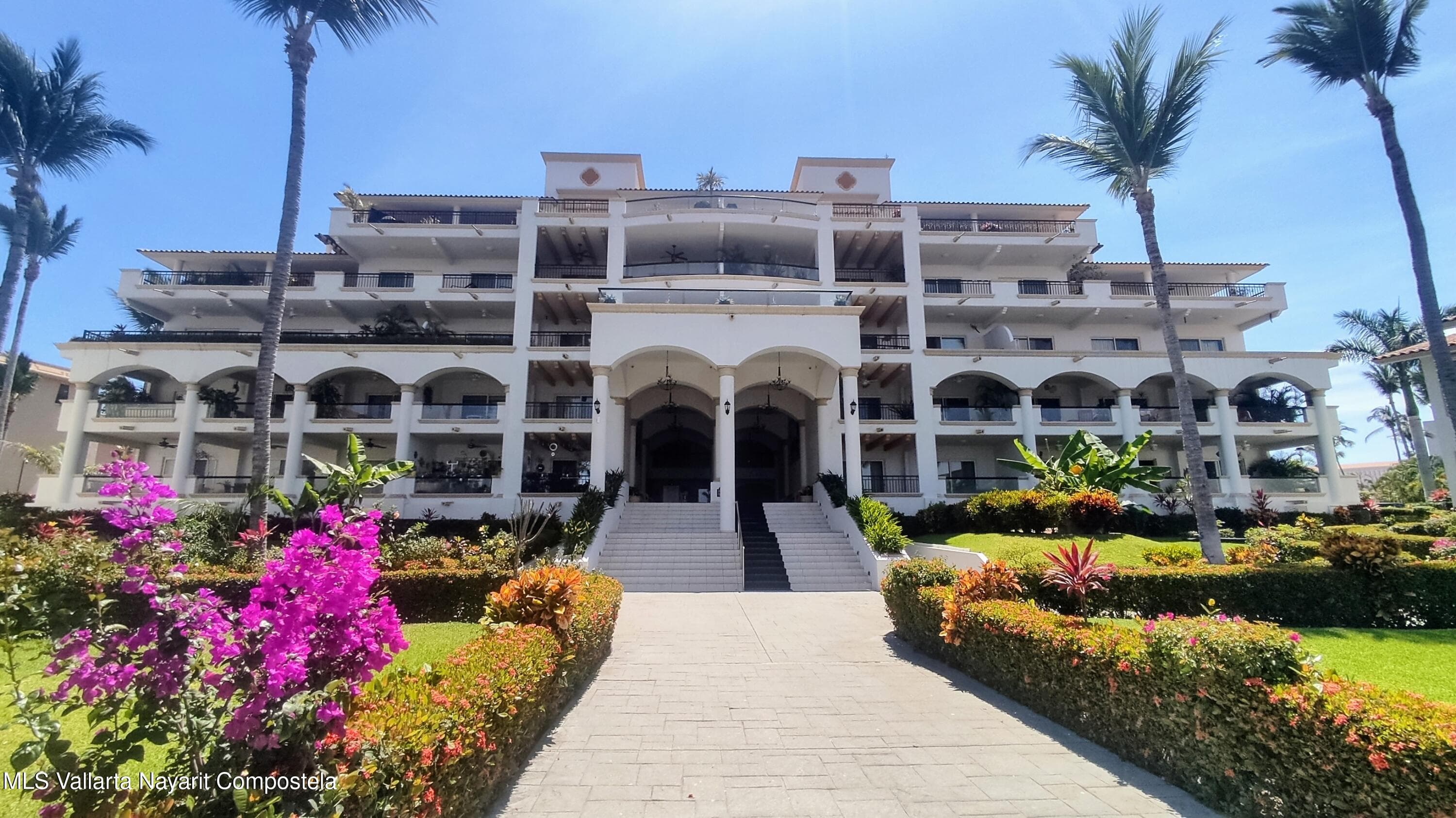 Grand Marina Villas 20