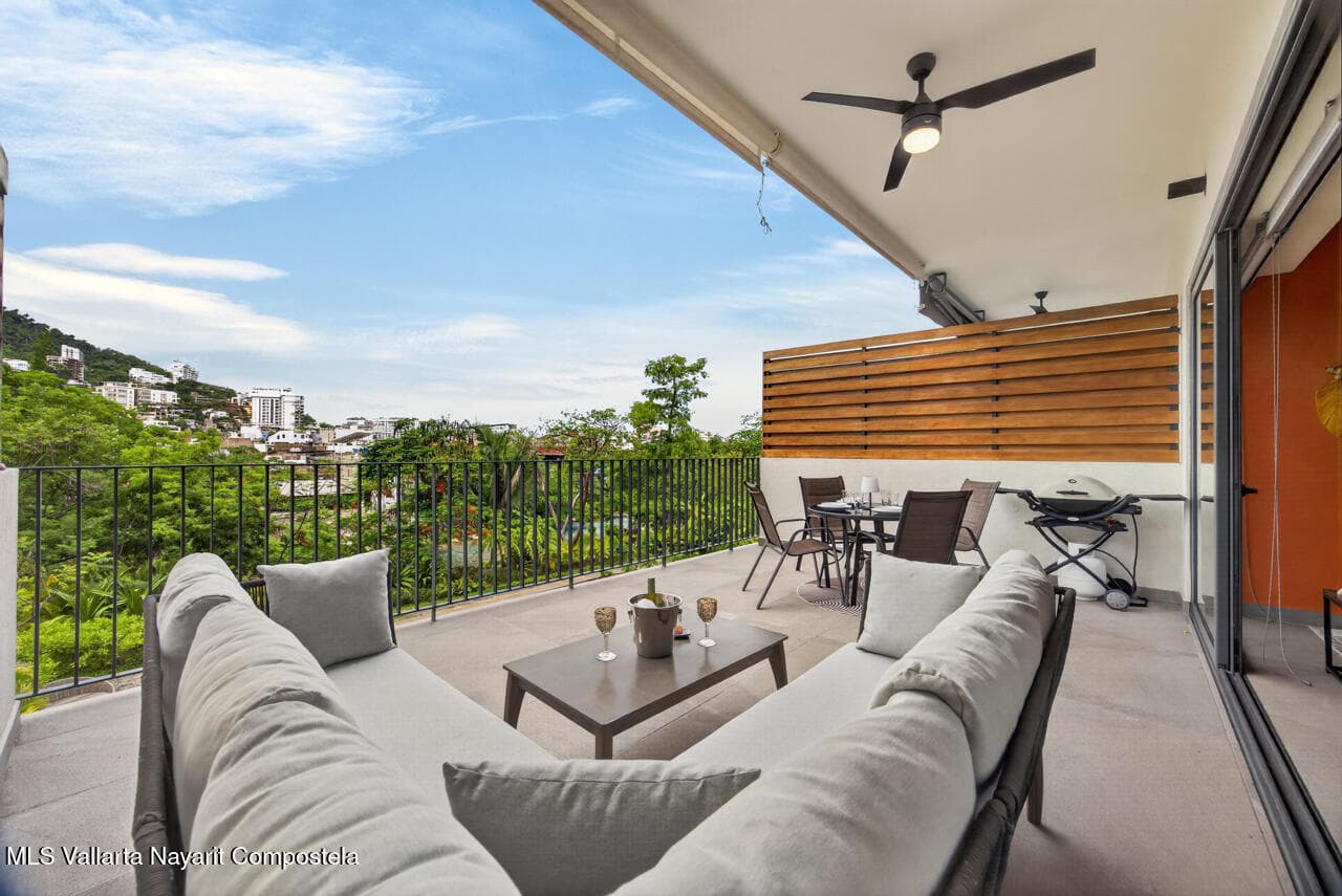Oasis at Riviera Cuale