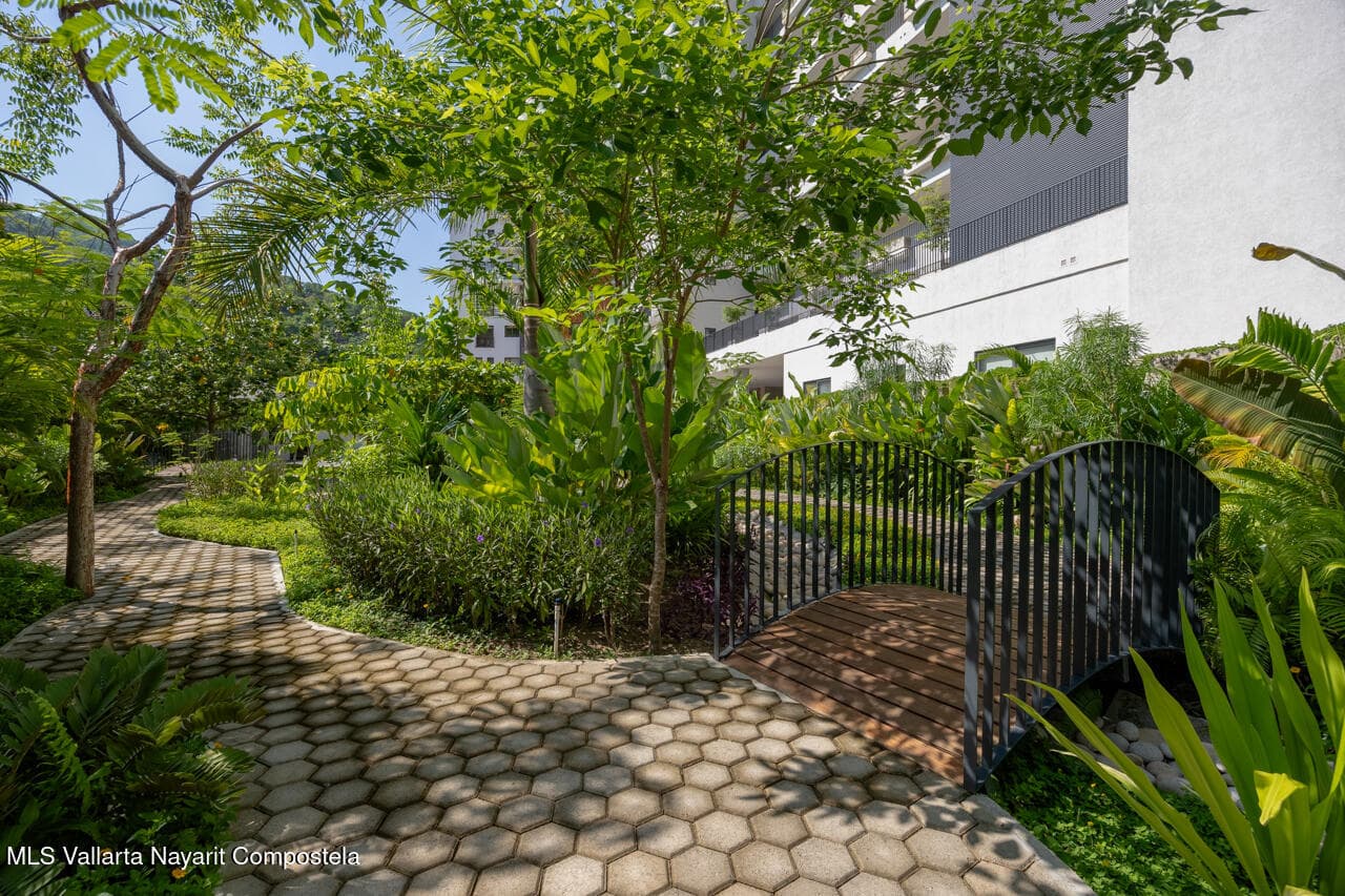 Oasis at Riviera Cuale 16