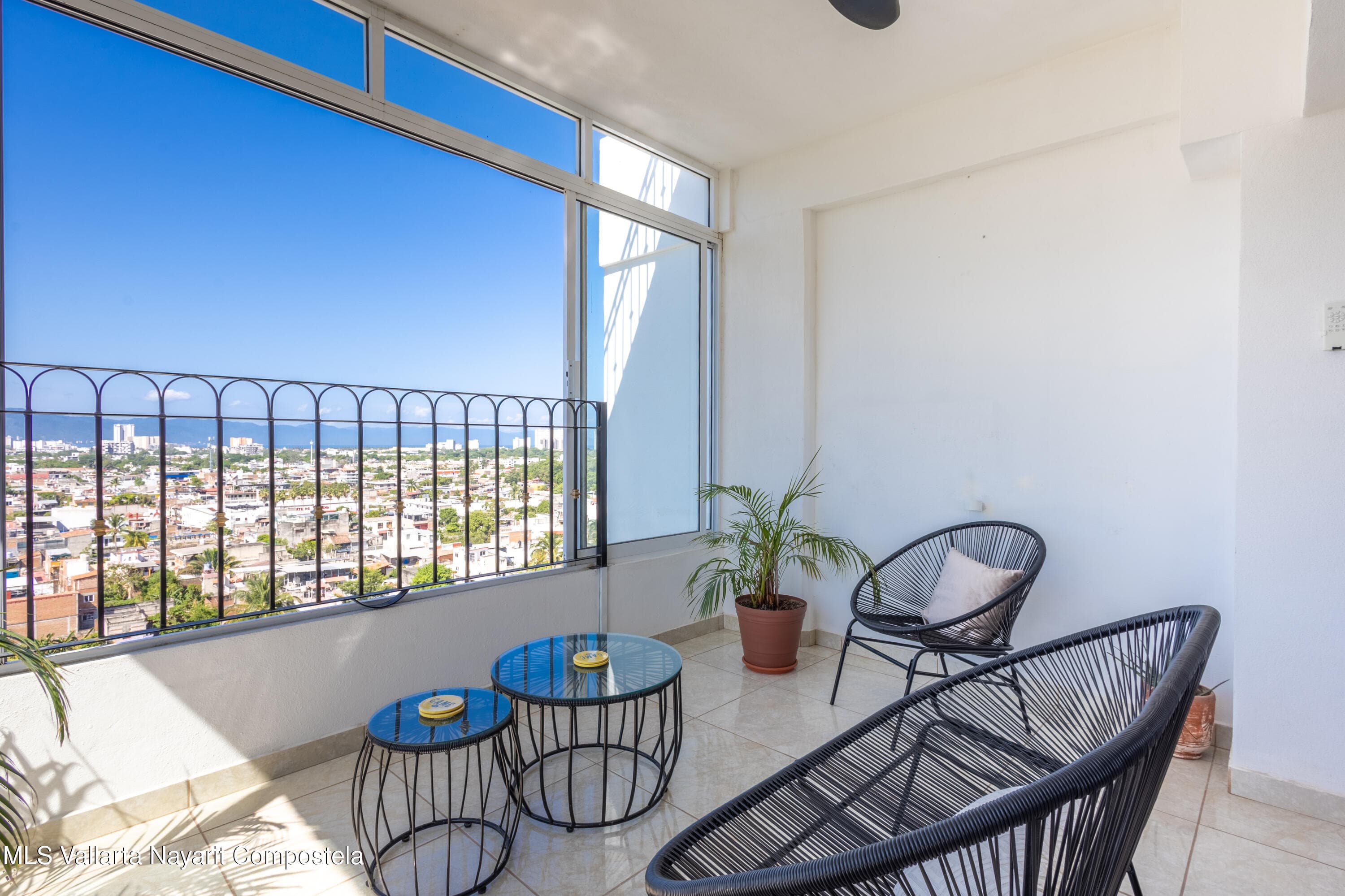 549 Miramar 6