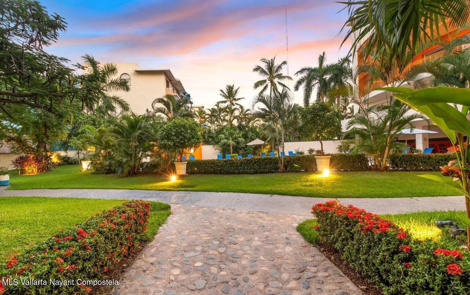 La Joya Vallarta 17