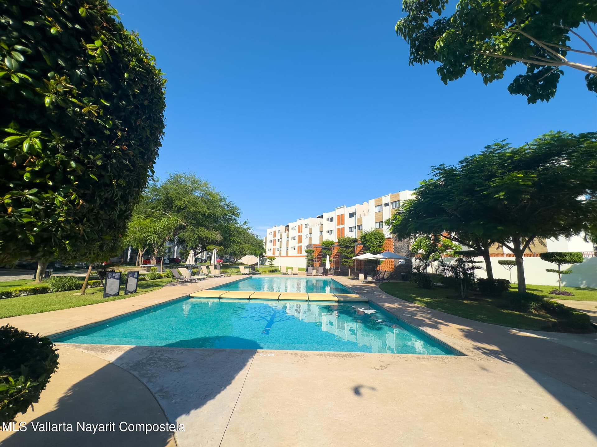 309 Paseo Foresta 33