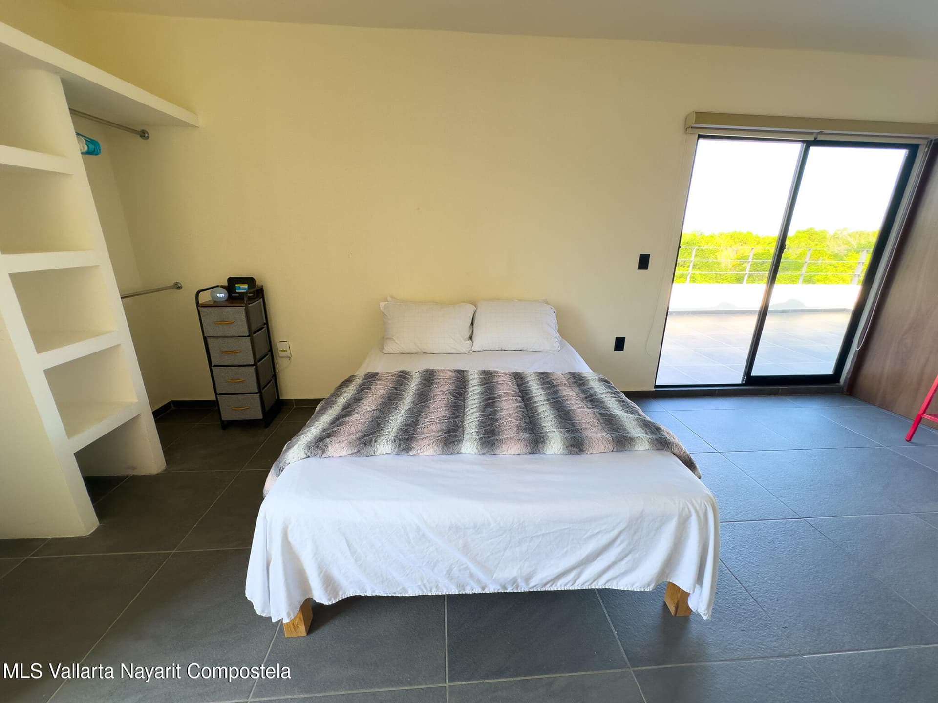 309 Paseo Foresta 9