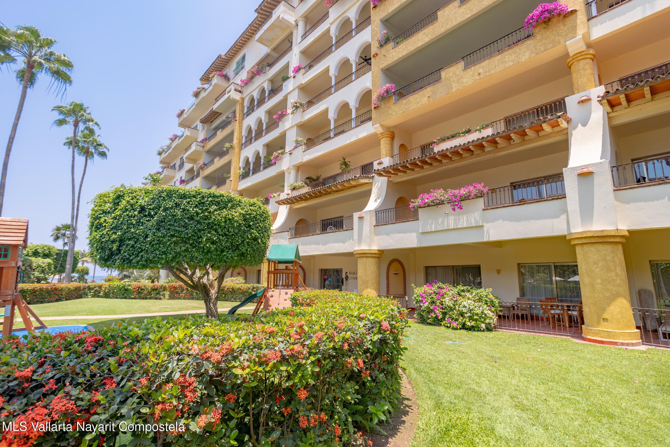 Velas Vallarta 5
